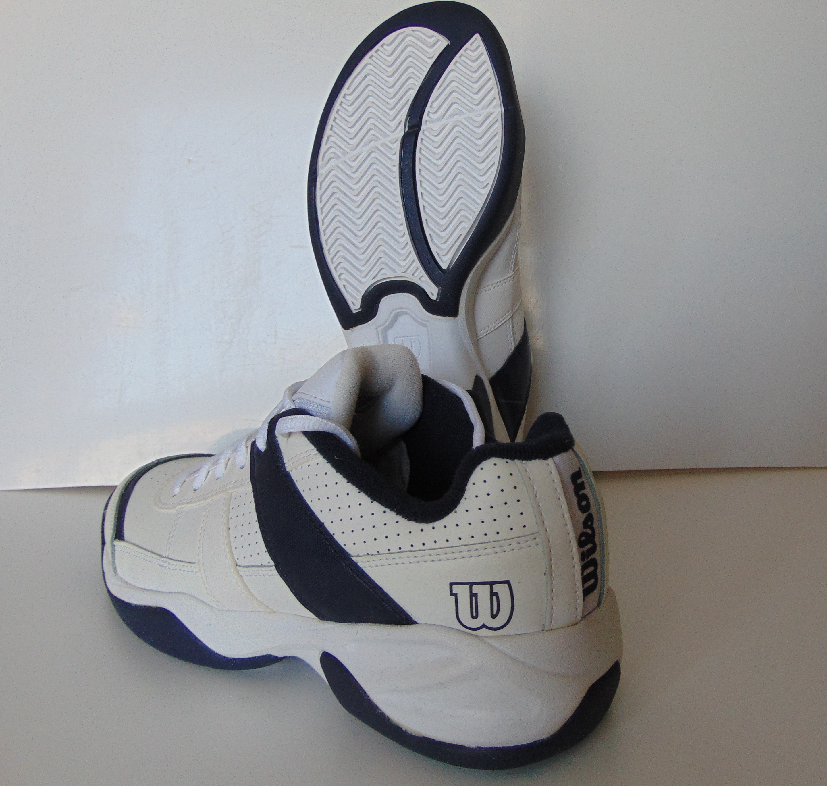 Wilson Pro Staff Court Mens Tennis Shoes SS11 UK 7 EUR 41