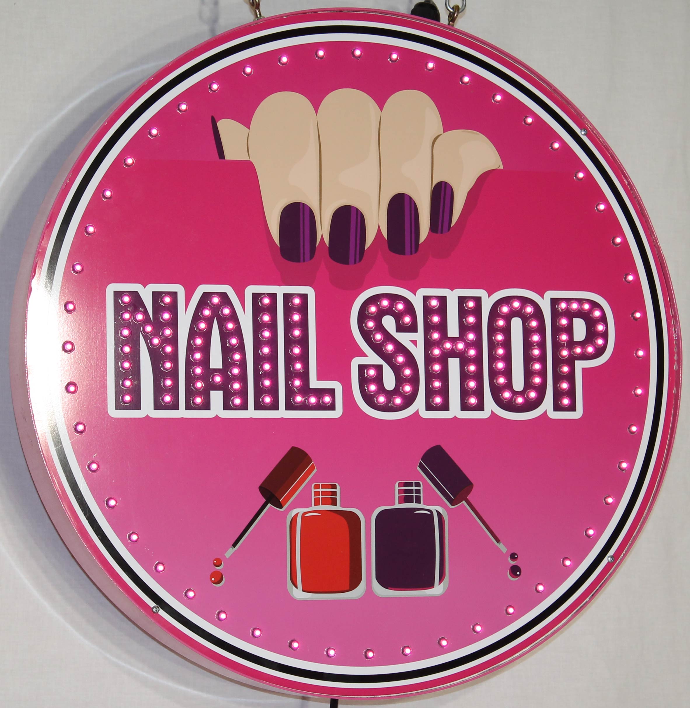 nails shop