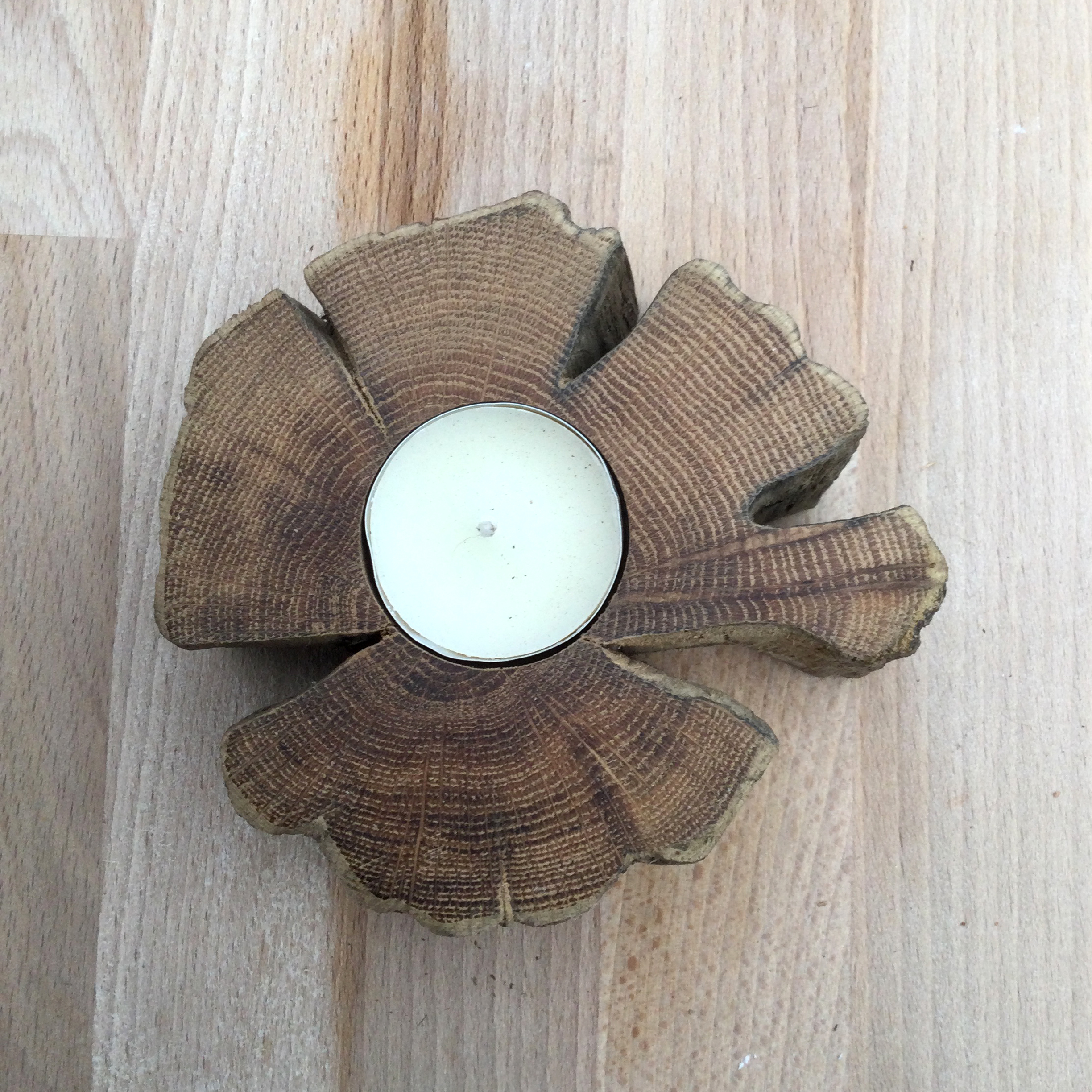 Tea light holder - Oak
