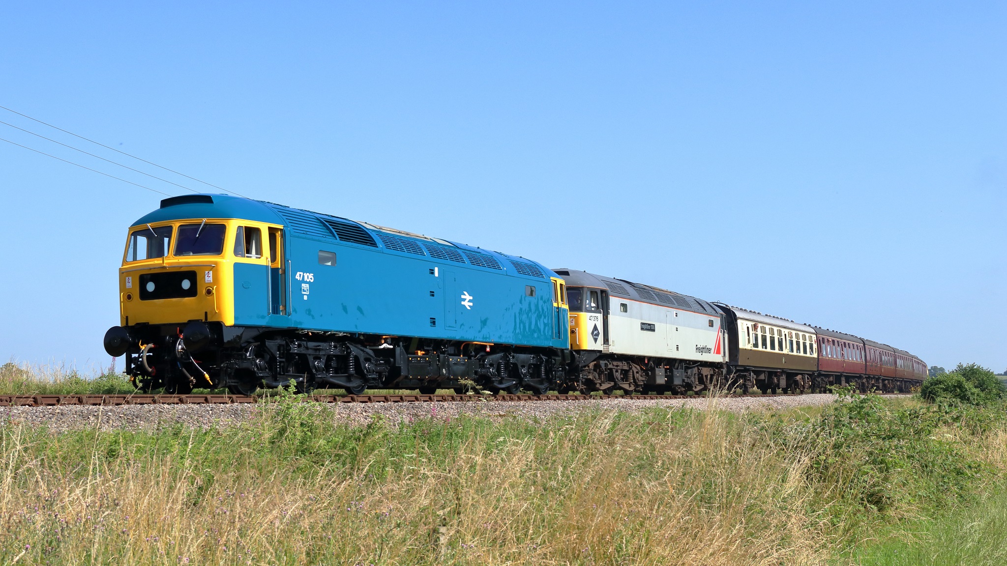 47105 and 47376 double headed the first departure on members day - 16/7/21. Pic by A Raybould