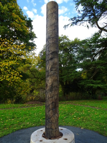 Totem Pole Art Work at Overtoun House