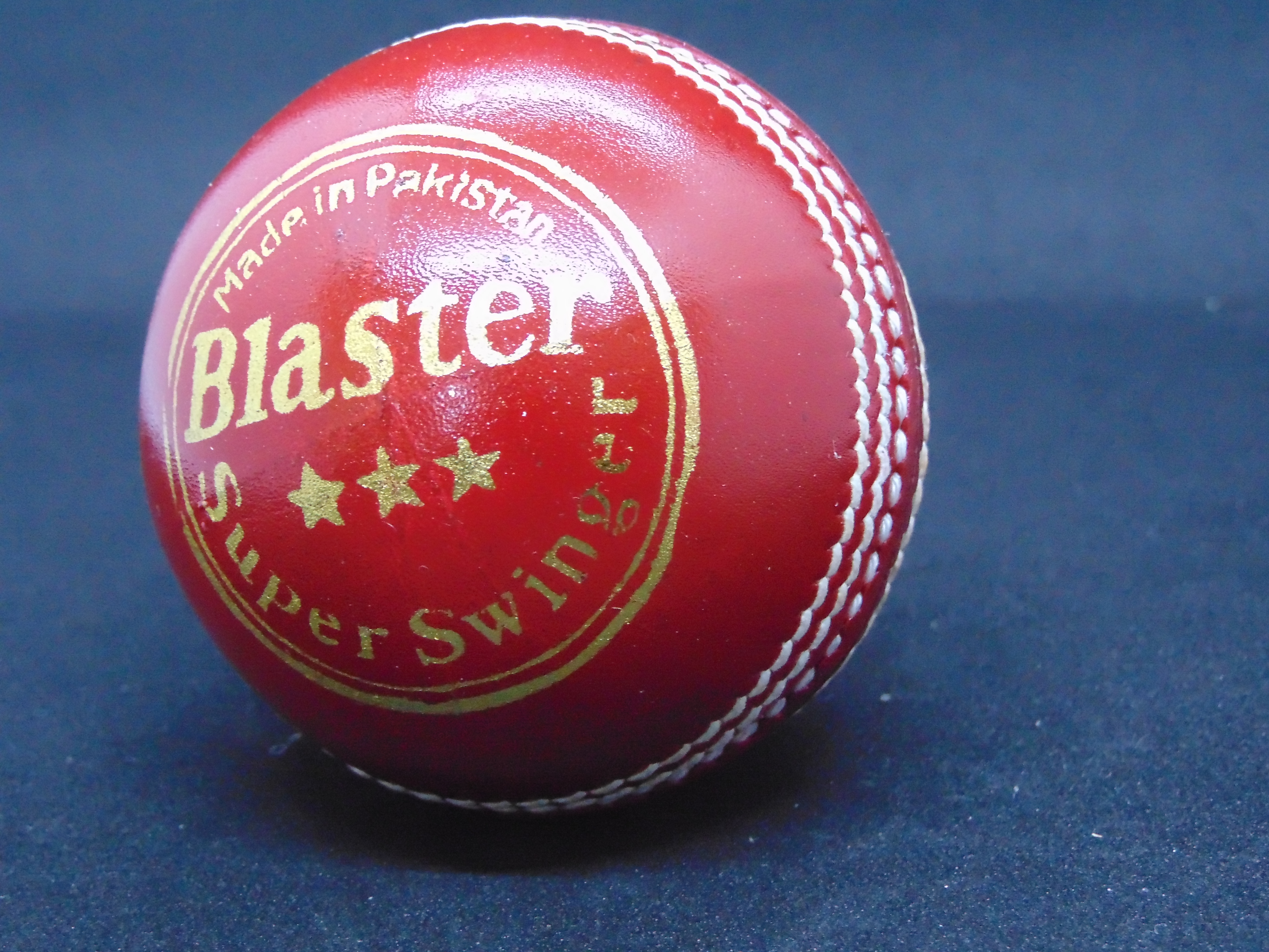 MB Malik Blaster Super Swinger Cricket Ball 5.5 OZ Adult