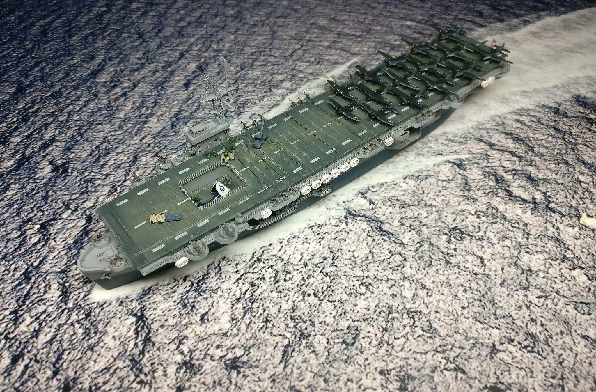 USS Bogue CVE-9, Tamiya 1:700