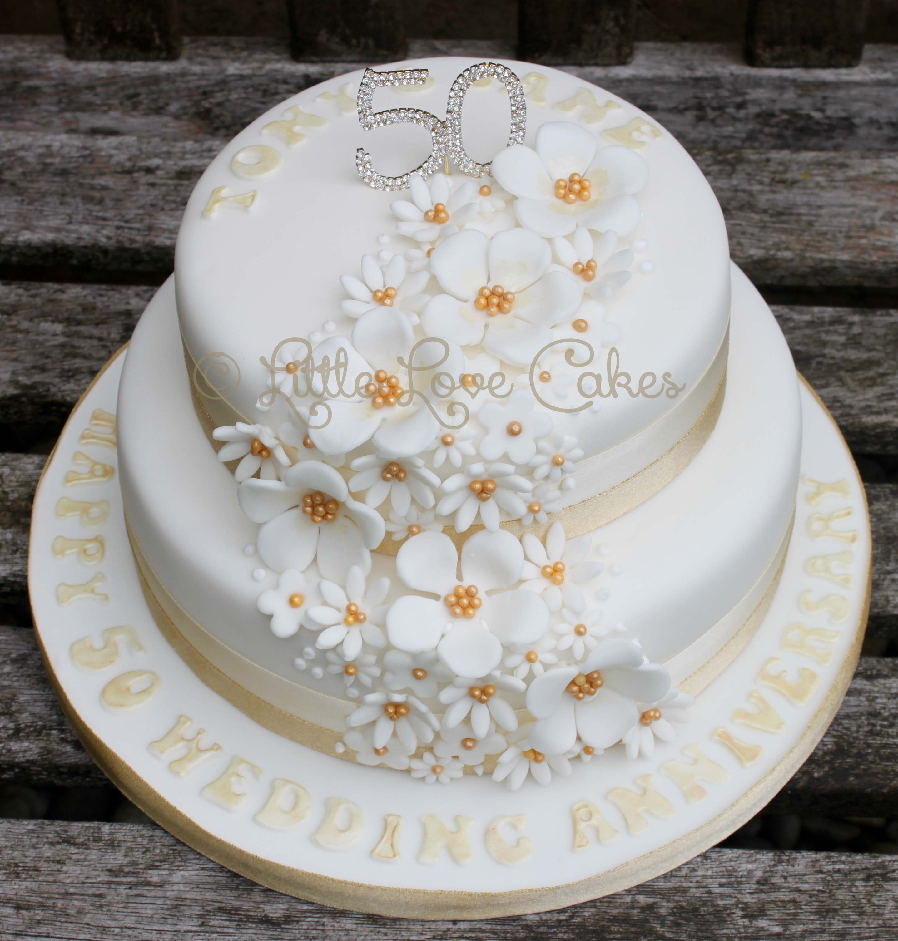 50th Golden wedding anniversary cake