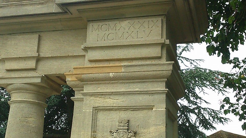 Guildford war memorial. Close up on mortar repair.
