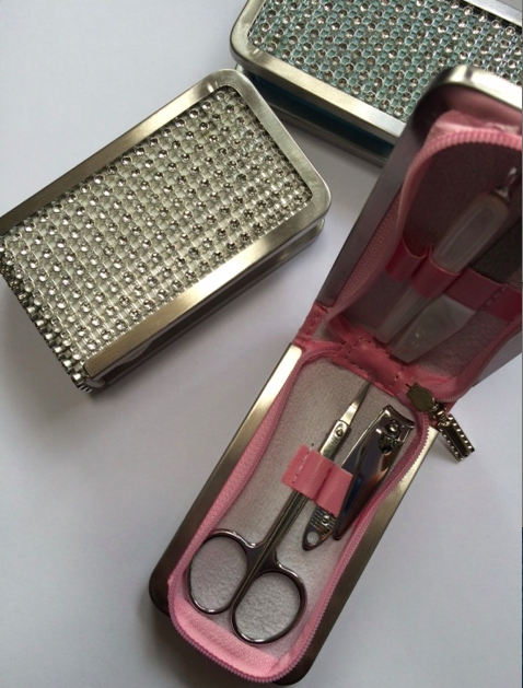 Diamanté Manicure Set