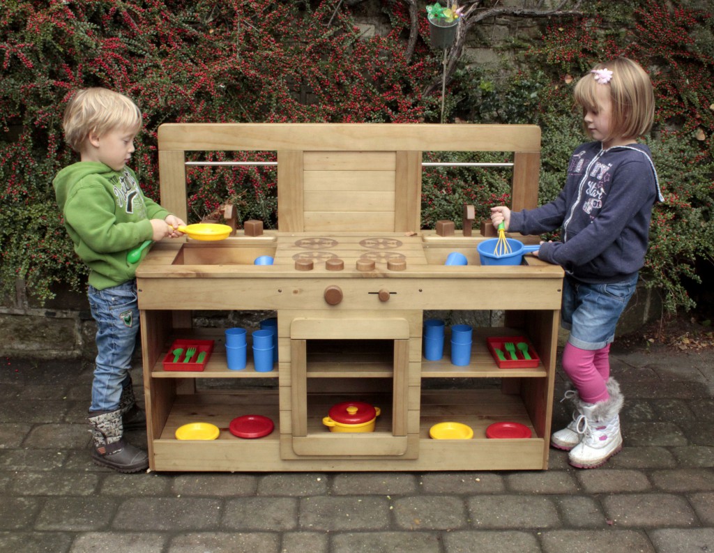 outdoor play kitchen uk