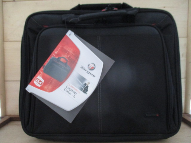 Targus Classic Clamshell Laptop Bag / Case fits 15.6 inch Laptops - Black