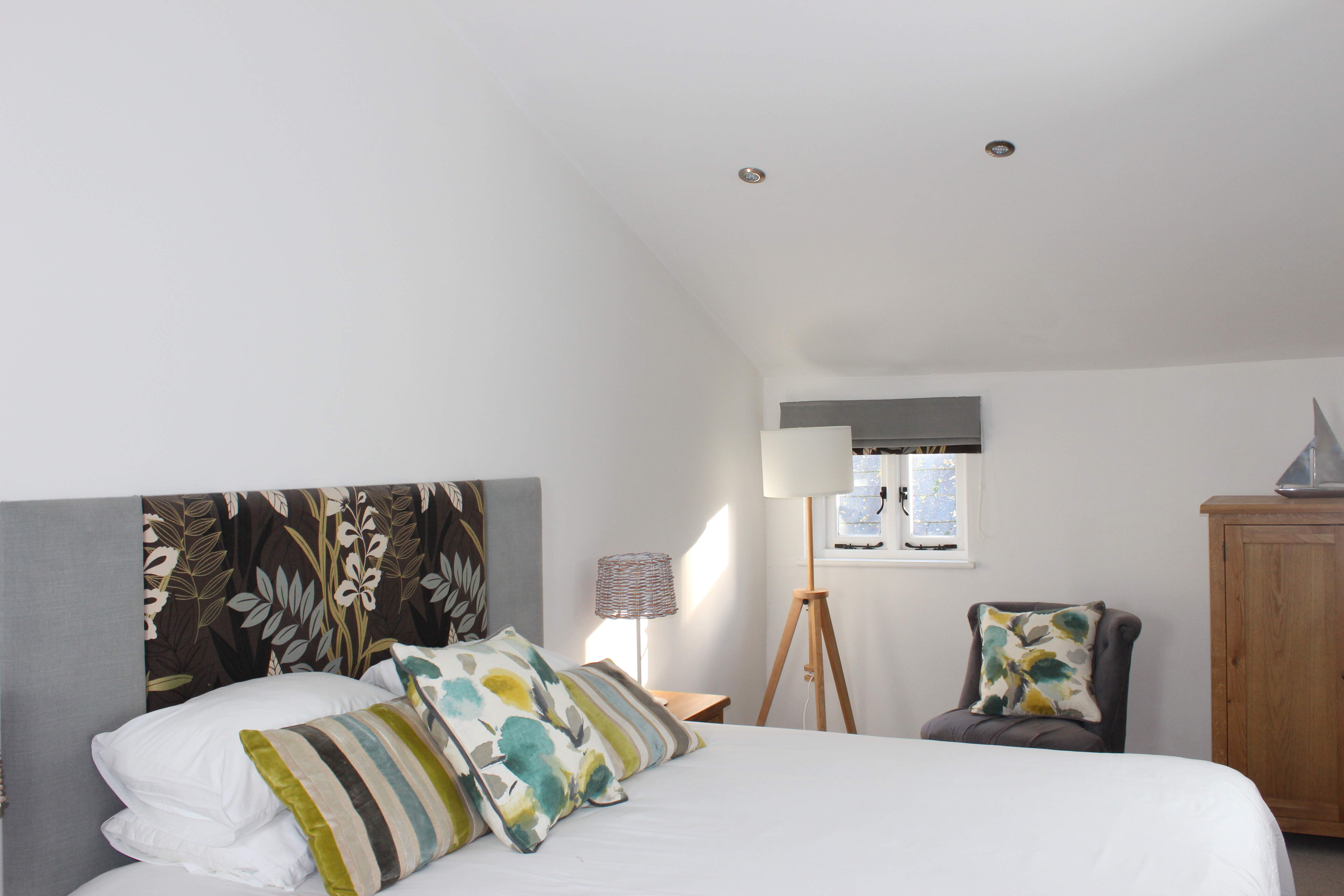 Holiday Apartments in Dartmouth with Ways Away Merchant's Rest Sleeps 4