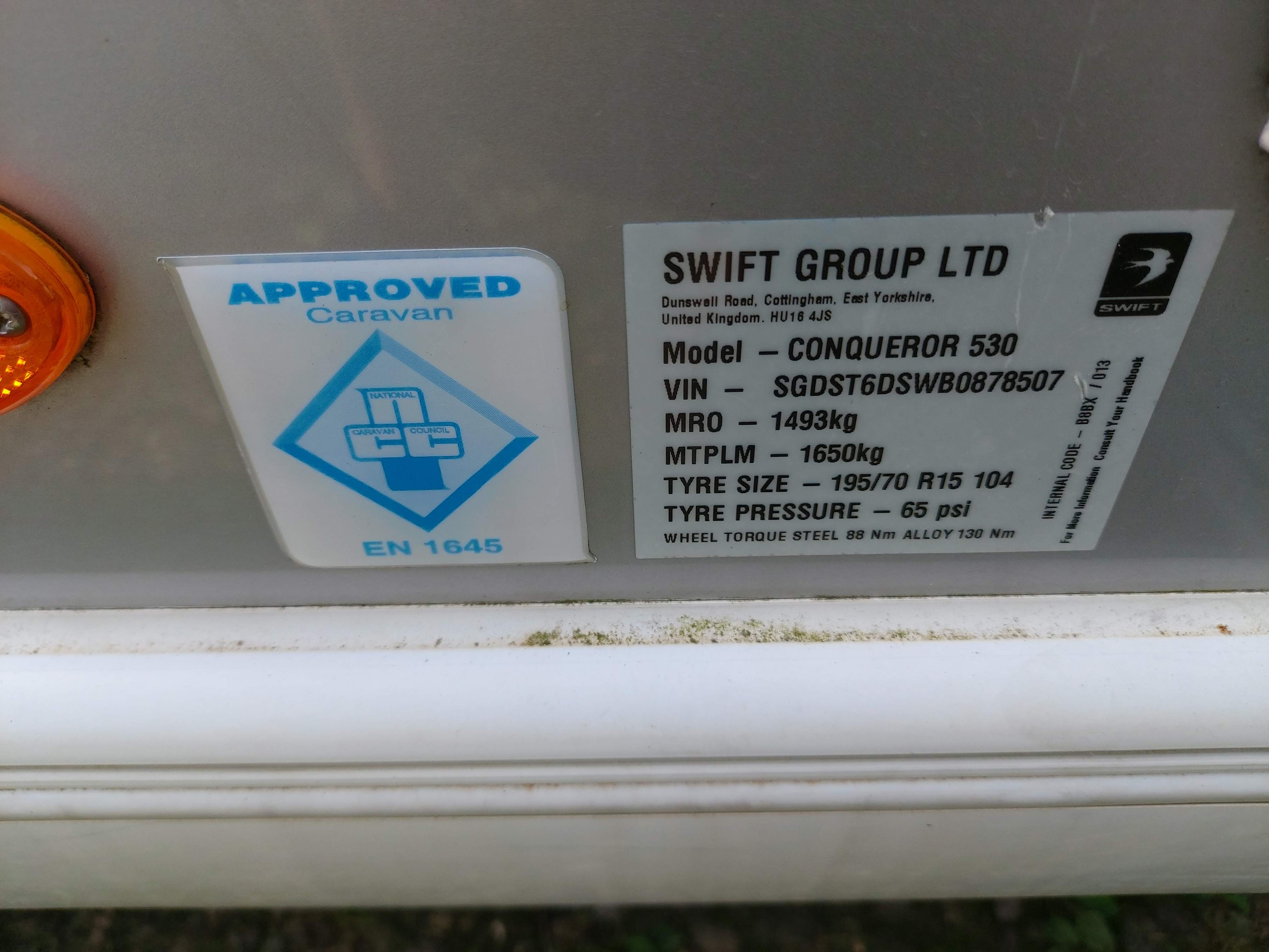 2011 Swift Conqueror 530 Side Dinette End Washroom Caravan MMover, Solar