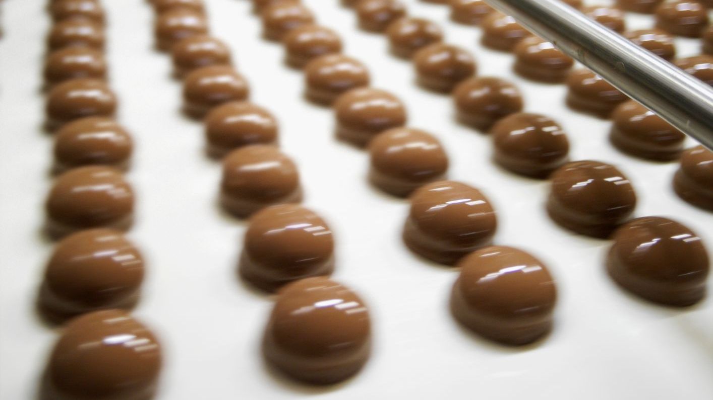 Humidity control in confectionery production