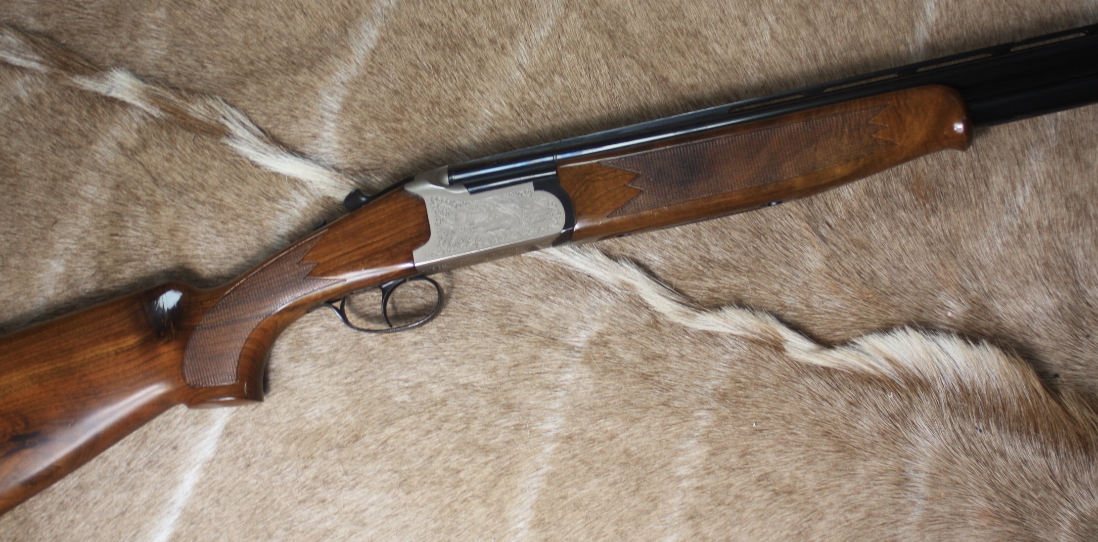 LANBER 12-BORE SINGLE-TRIGGER OVER AND UNDER EJECTOR