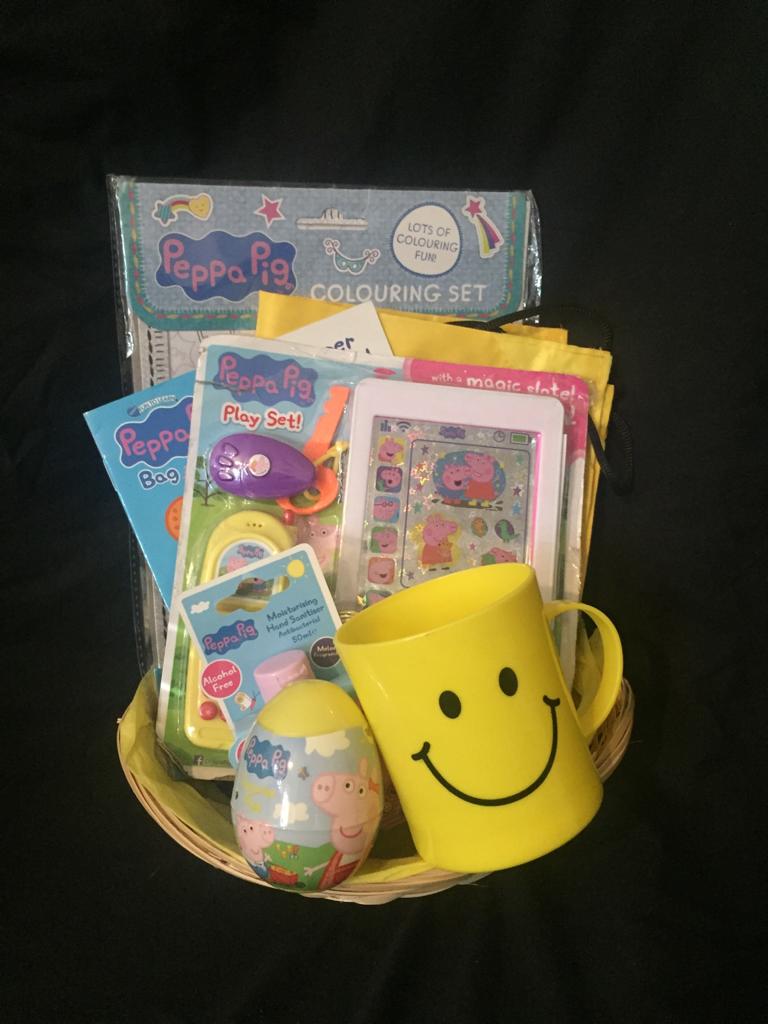 SMILE Range PEPPA PIG Gift Basket (Girls)