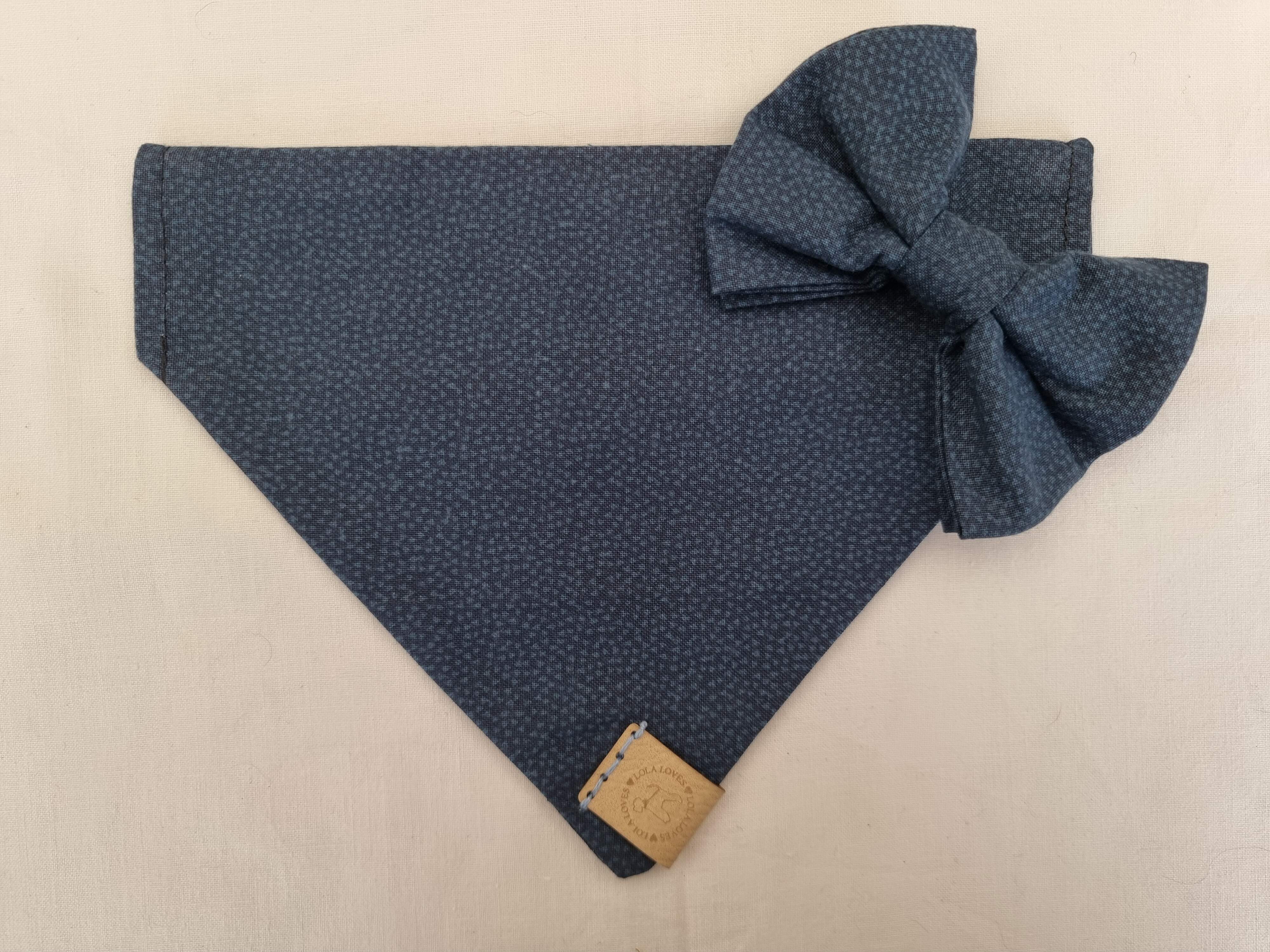 Navy Collar Bow-Tie