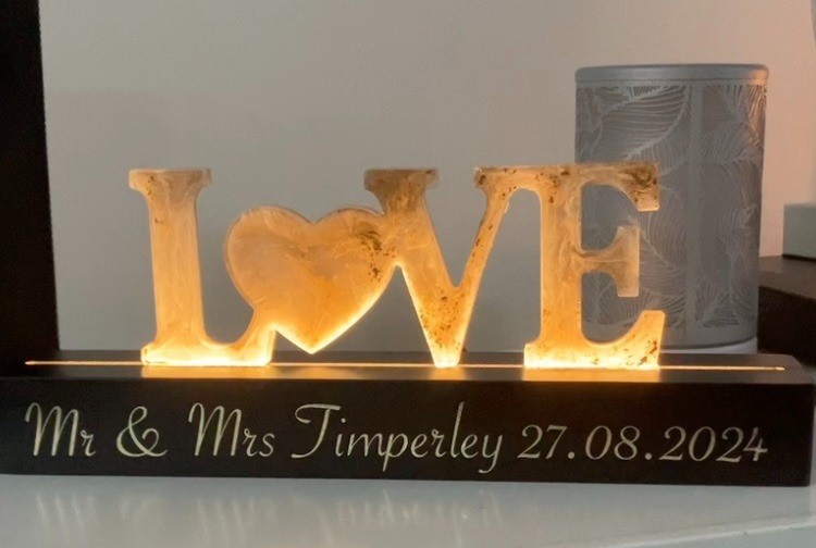 LED Light stand - Love Sign 30cm