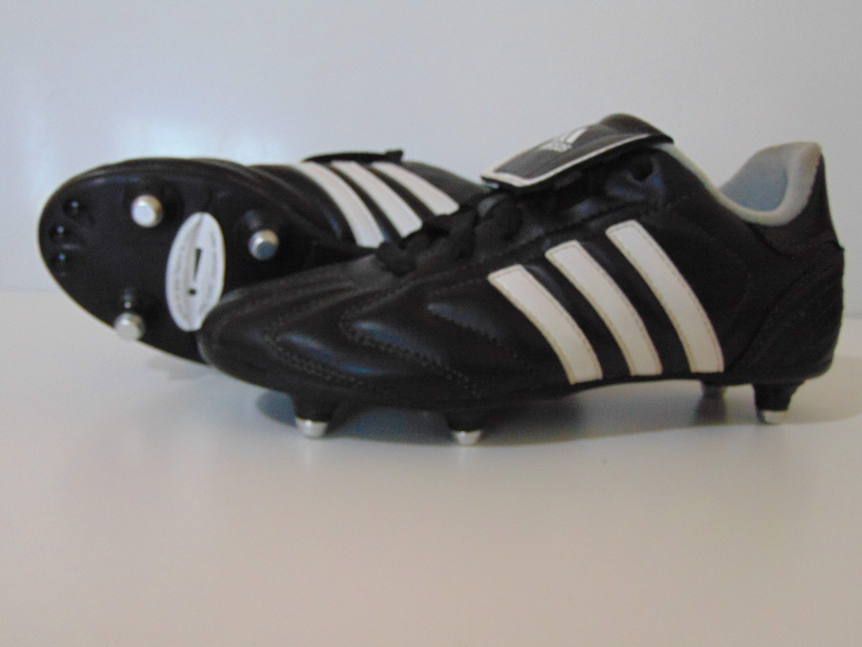 Adidas Telstar SG Junior Football Boot 115866 UK 3 EX Stock