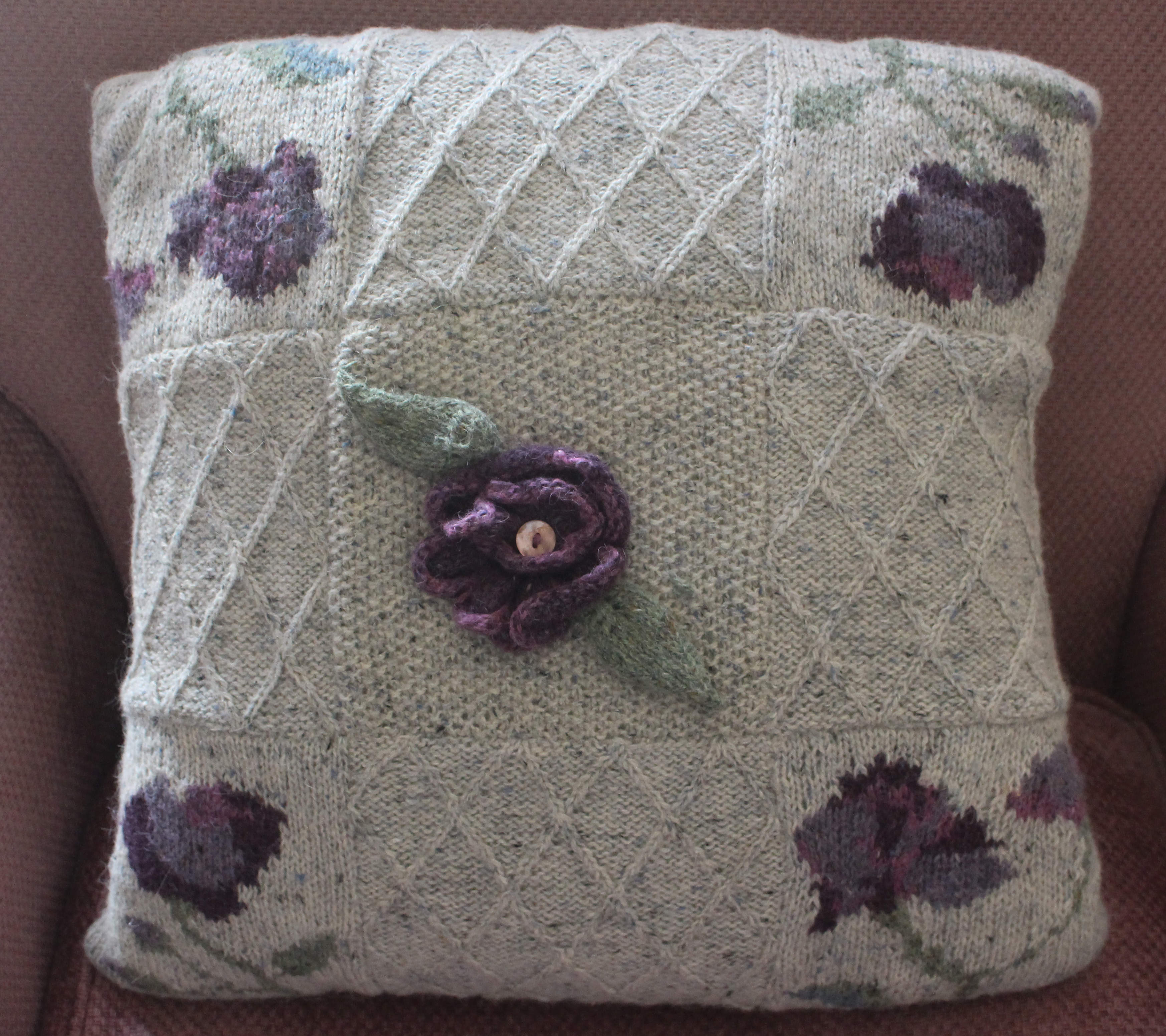Knitting pattern - rose trellis cushion cover