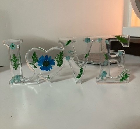 Resin Flower love sign 20cm - Blue