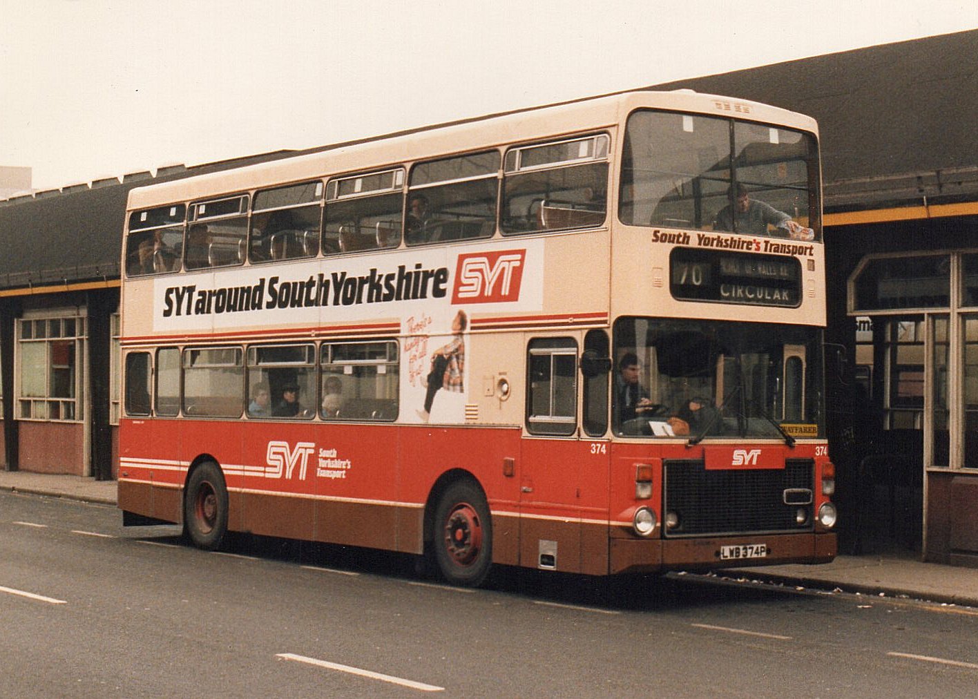 The only Ailsa to receive full SYT livery, seen at Sheffield Bus Station, on the 70 service.