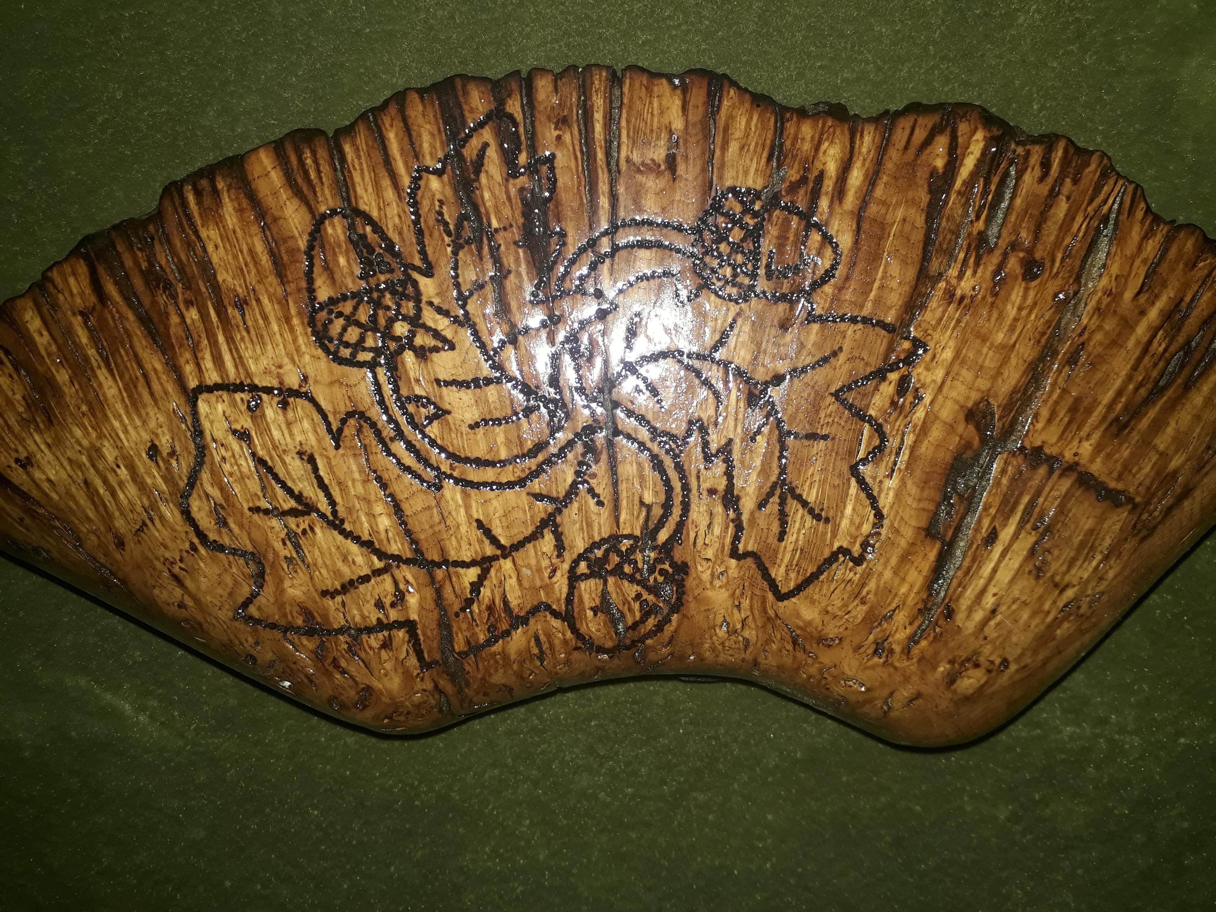 Oak leaf and acorn plaque