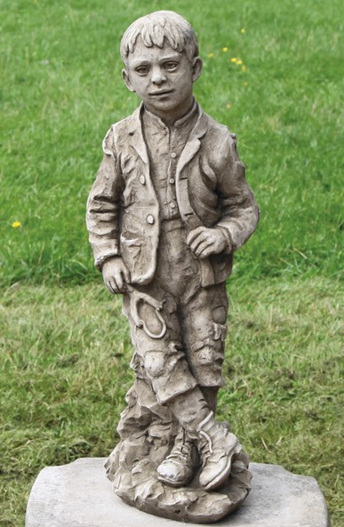 Raggamuffin Boy garden statue