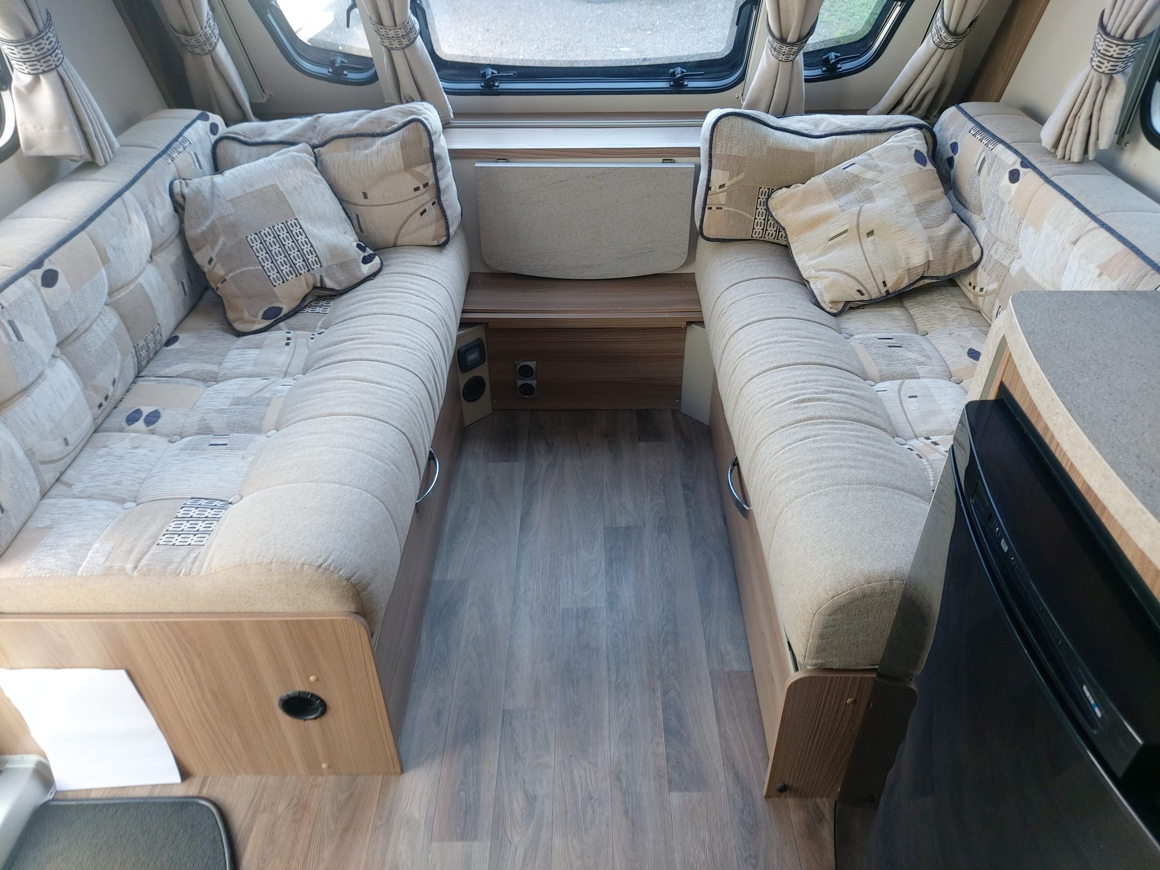 2016 Swift Lifestyle 4, 4 Berth Fixed Bed Caravan, Solar Panel, Motor Mover, Electric Bike Rack