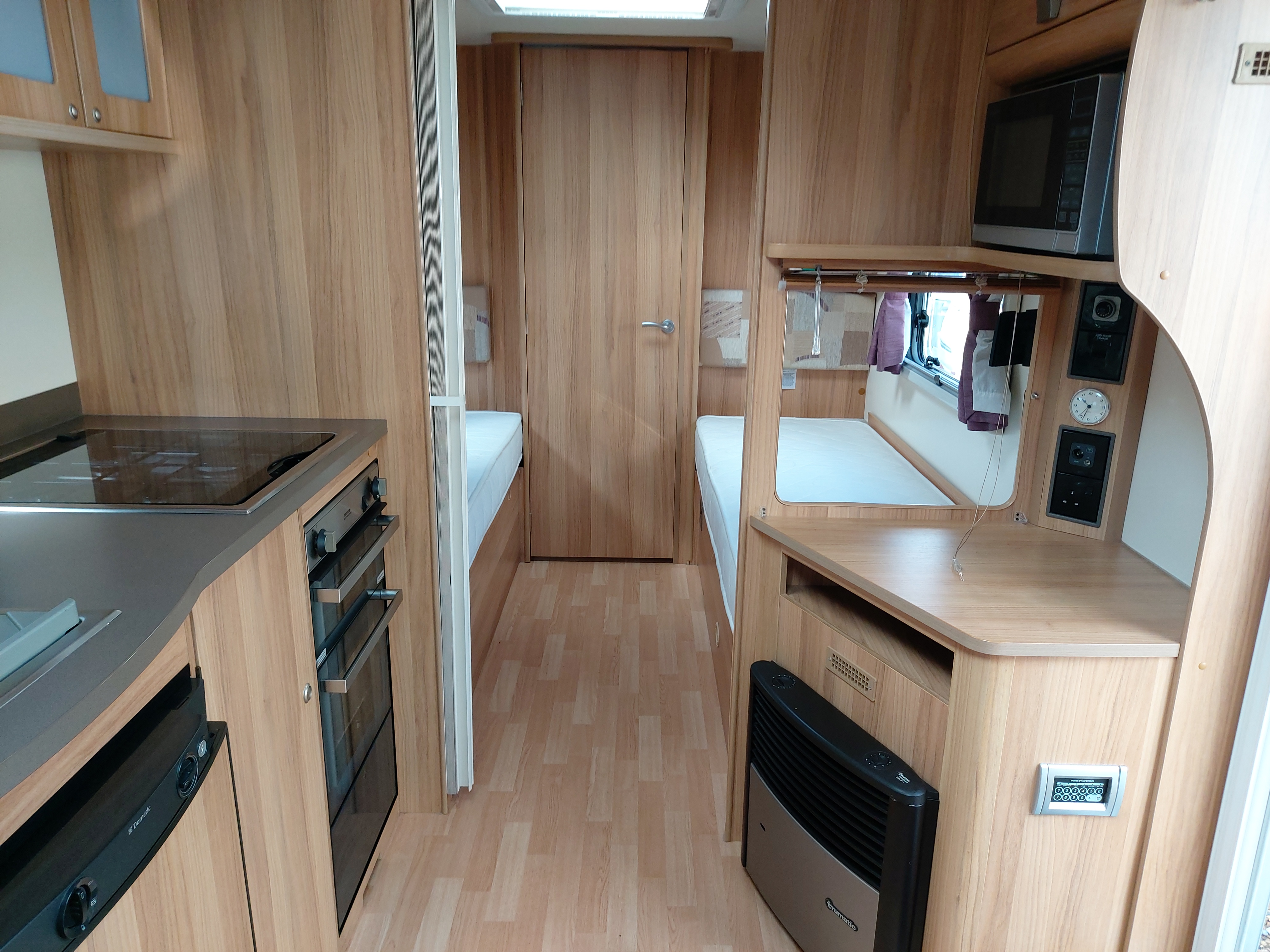 2012 Bailey Pegasus Rimini 4 Berth Fixed Single Beds E/Wroom Caravan Motor Mover