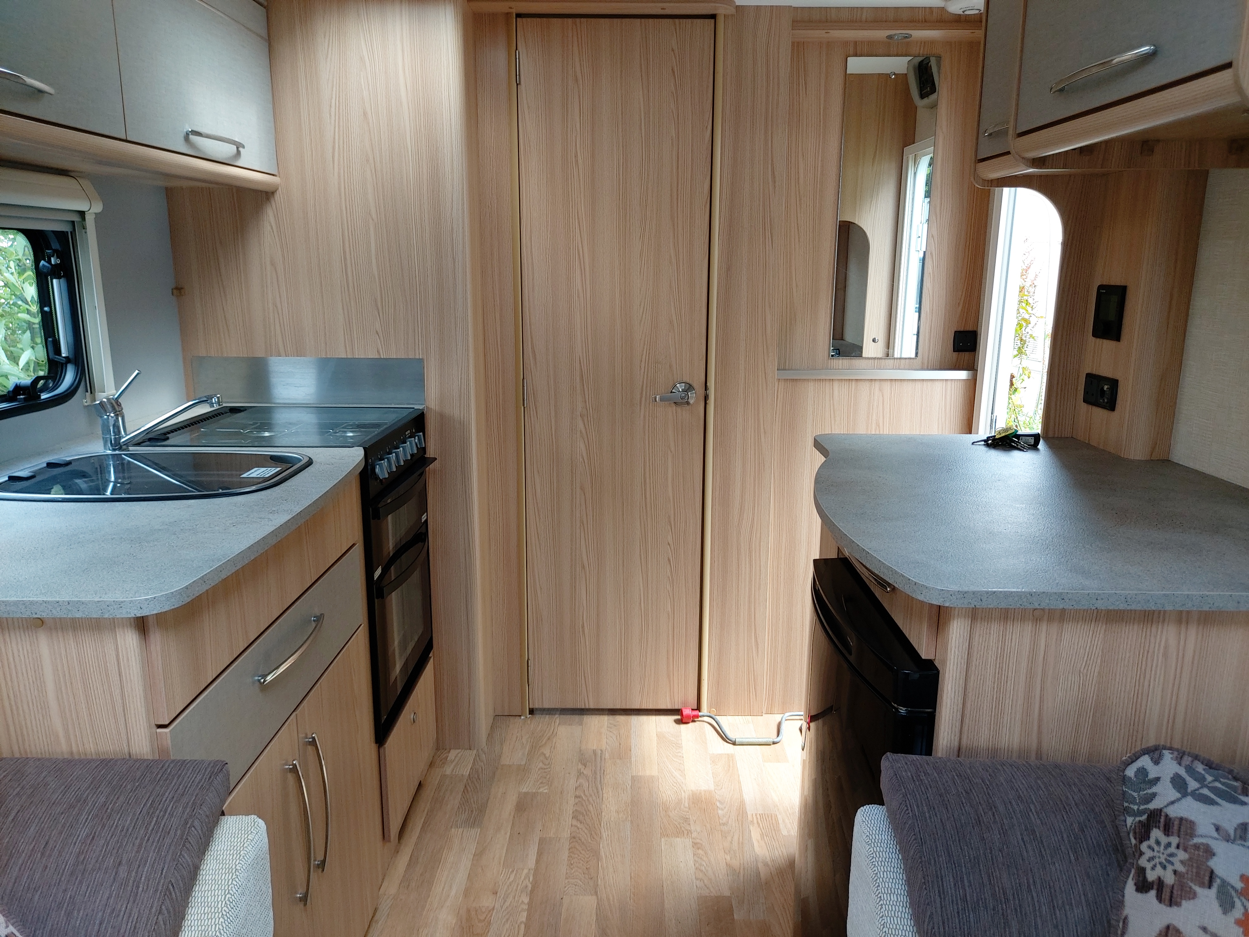 2014 Coachman Vision Xtra 450 2 Berth End Washroom Caravan Motor Mover