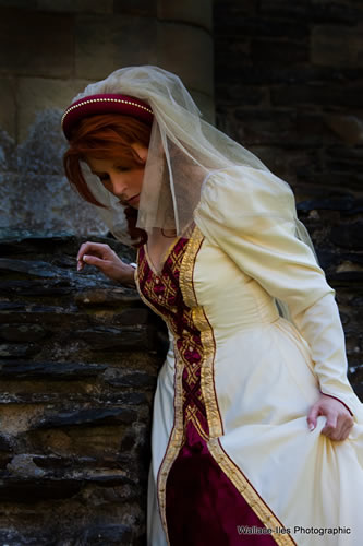 Princess. Cream and burgundy medieval gown to hire