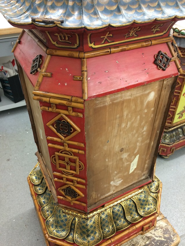 In the process of dismantling the applied decoration pre conservation