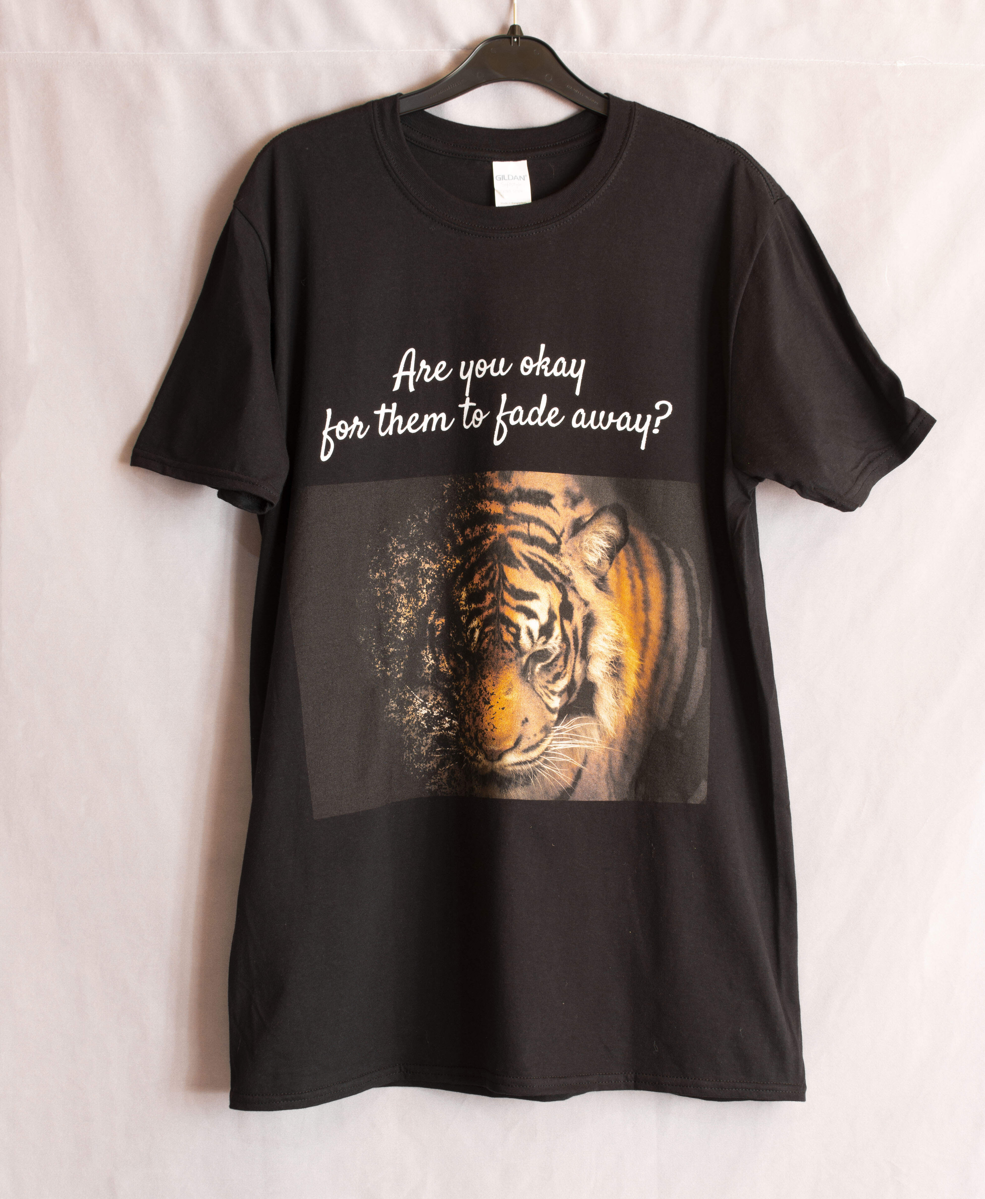 Fading tiger tshirt