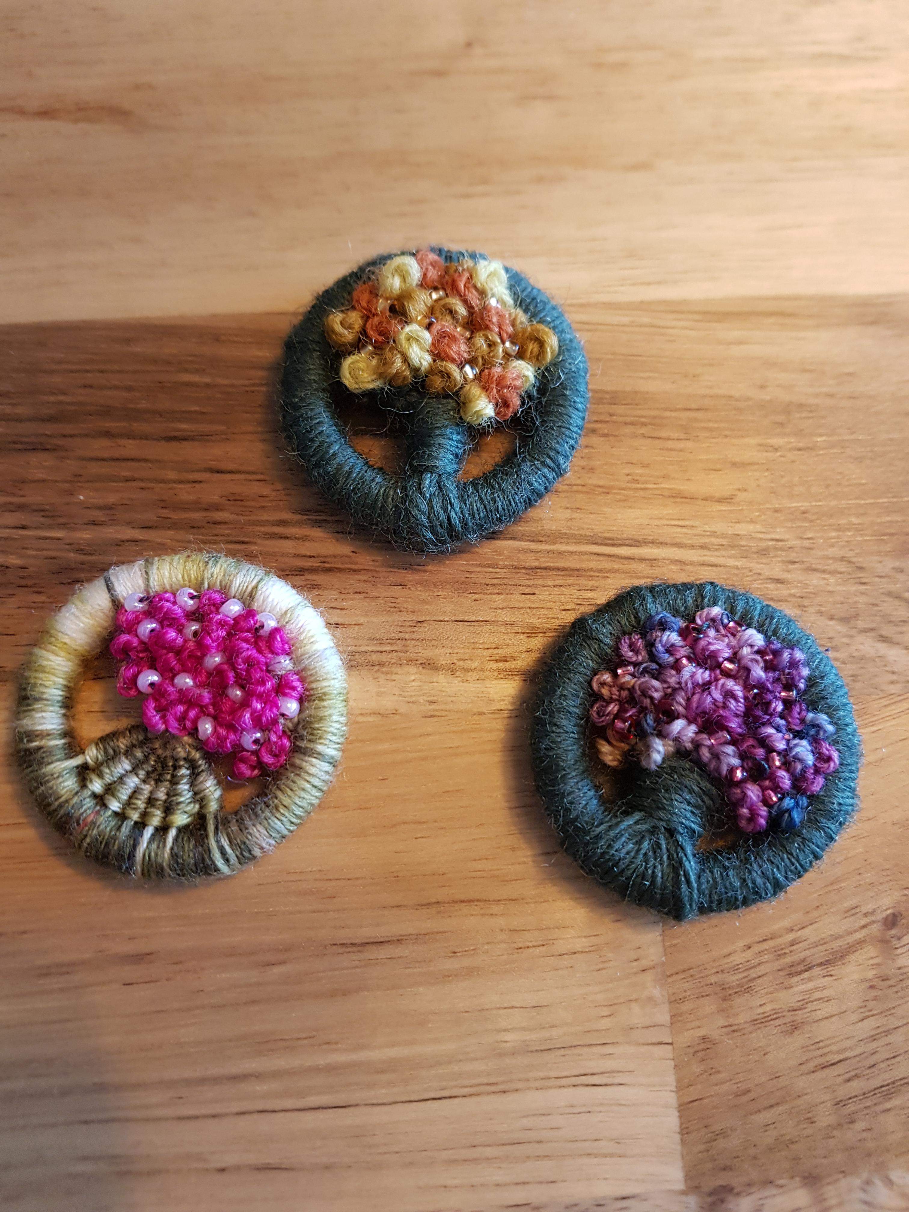 June knitting and crochet retreat - Puce des couturieres and Dorset Buttons