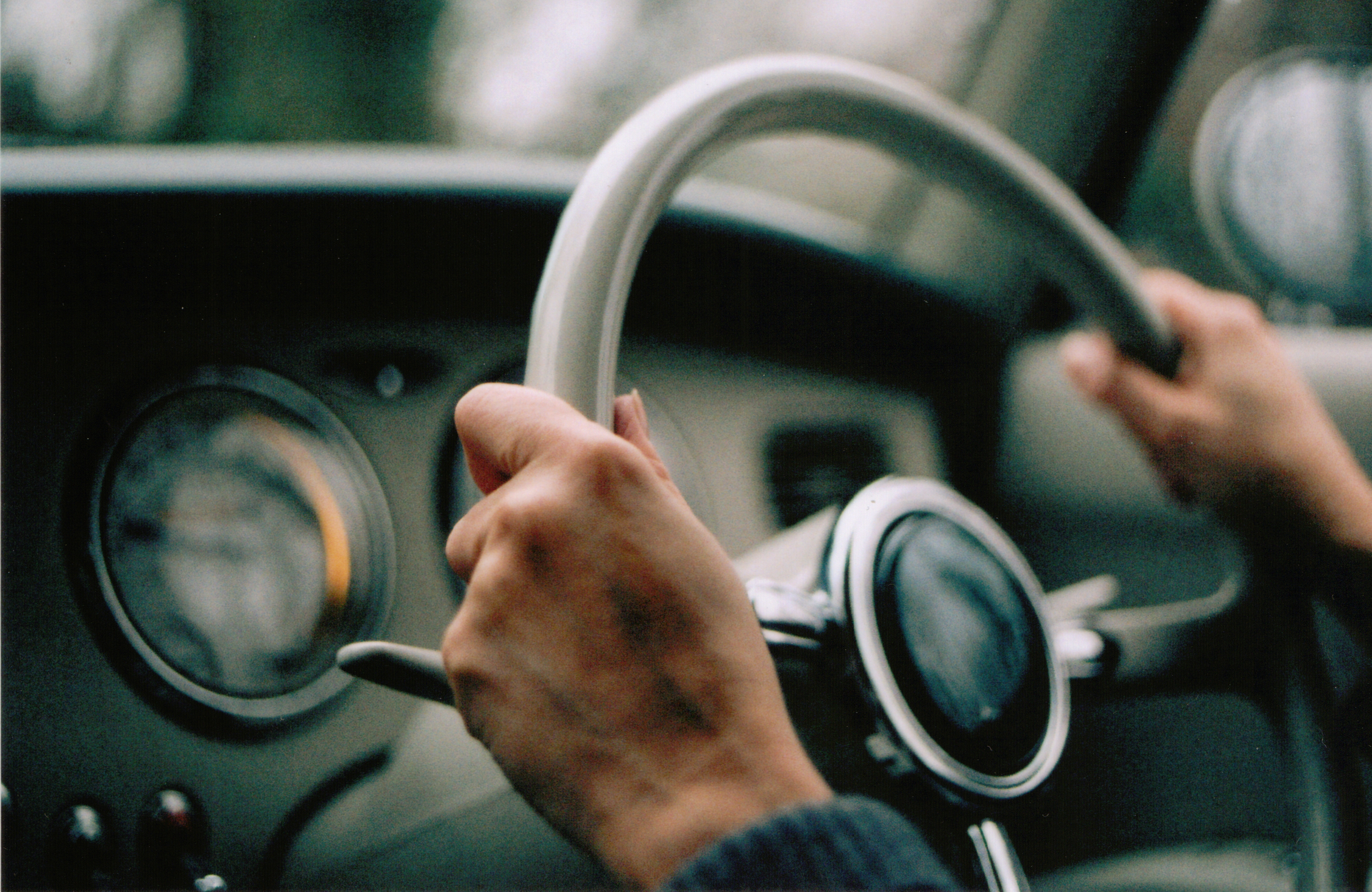 veined-hands-driving-vintage-figaro-carjpg