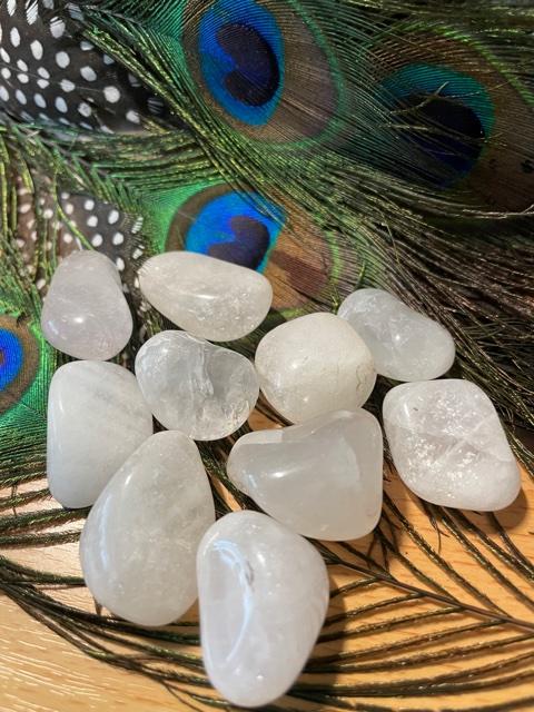 Tumble crystal stone - Clear Quartz (Master)