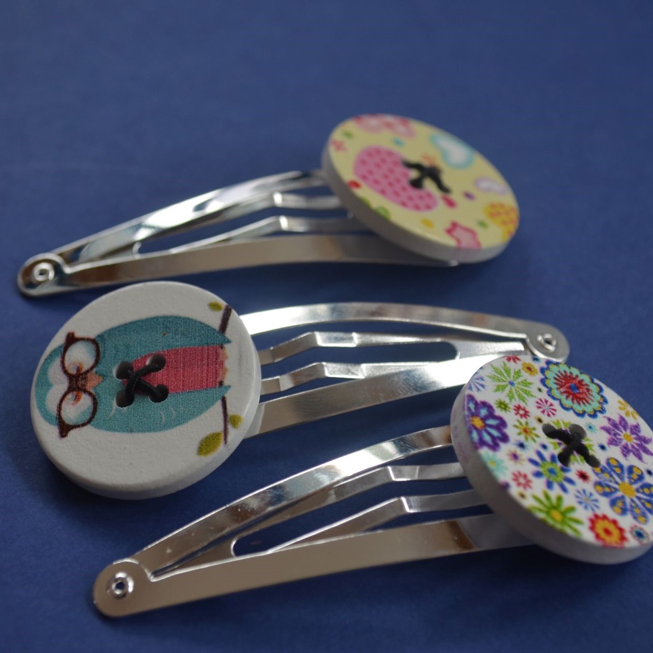 Patterned Wooden Jumbo Button Hair Clips