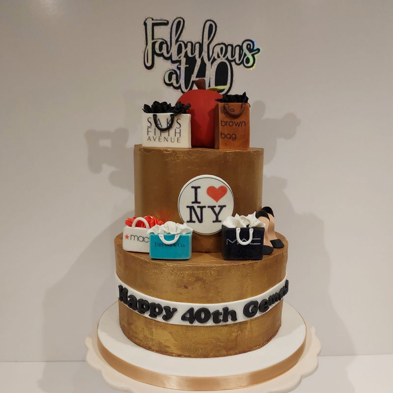 A New York themed 40th birthday cake.