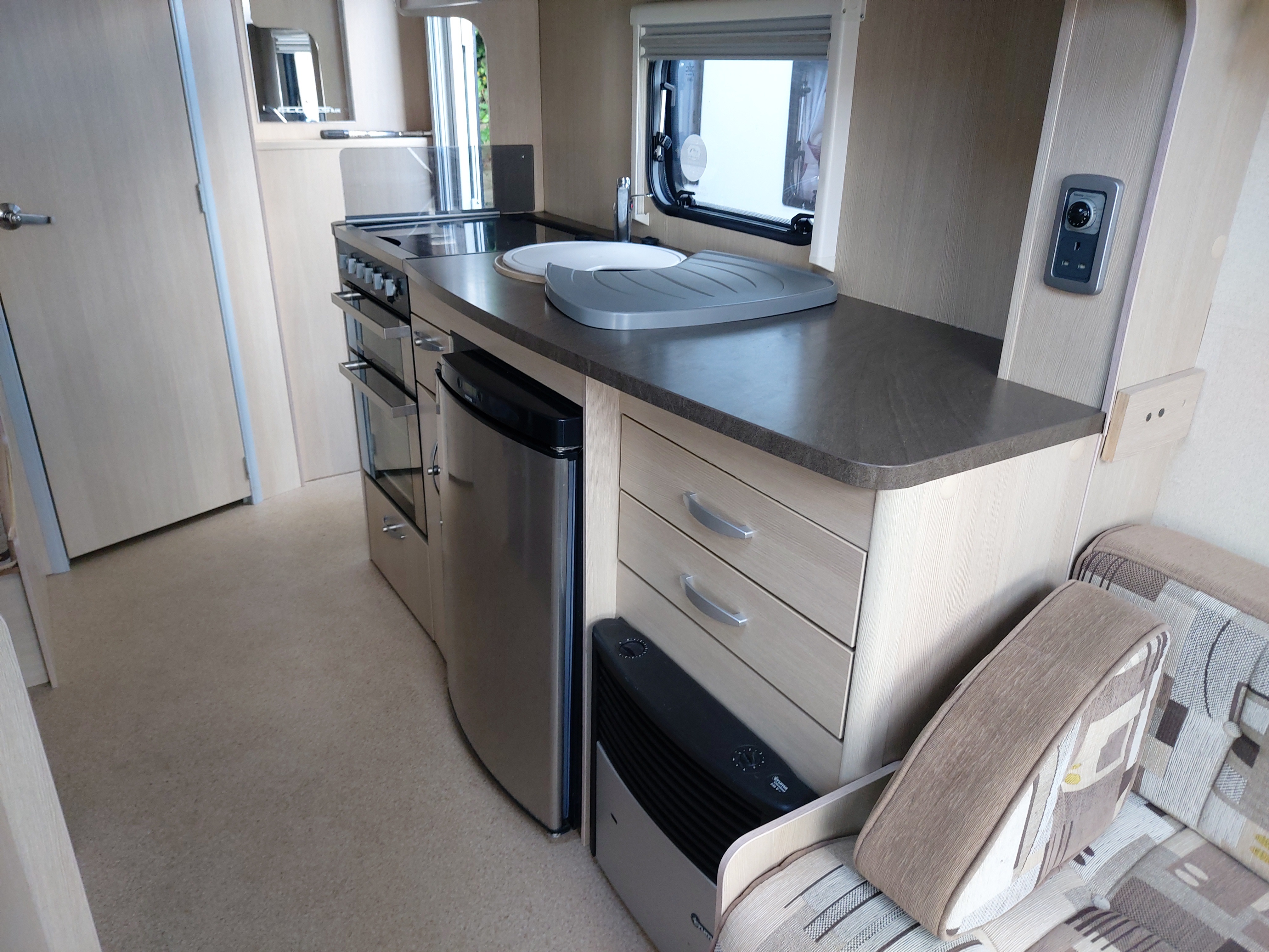 2012 Sterling Eccles Sport Lux 524 4 Berth Side Dinette Caravan Motor Mover