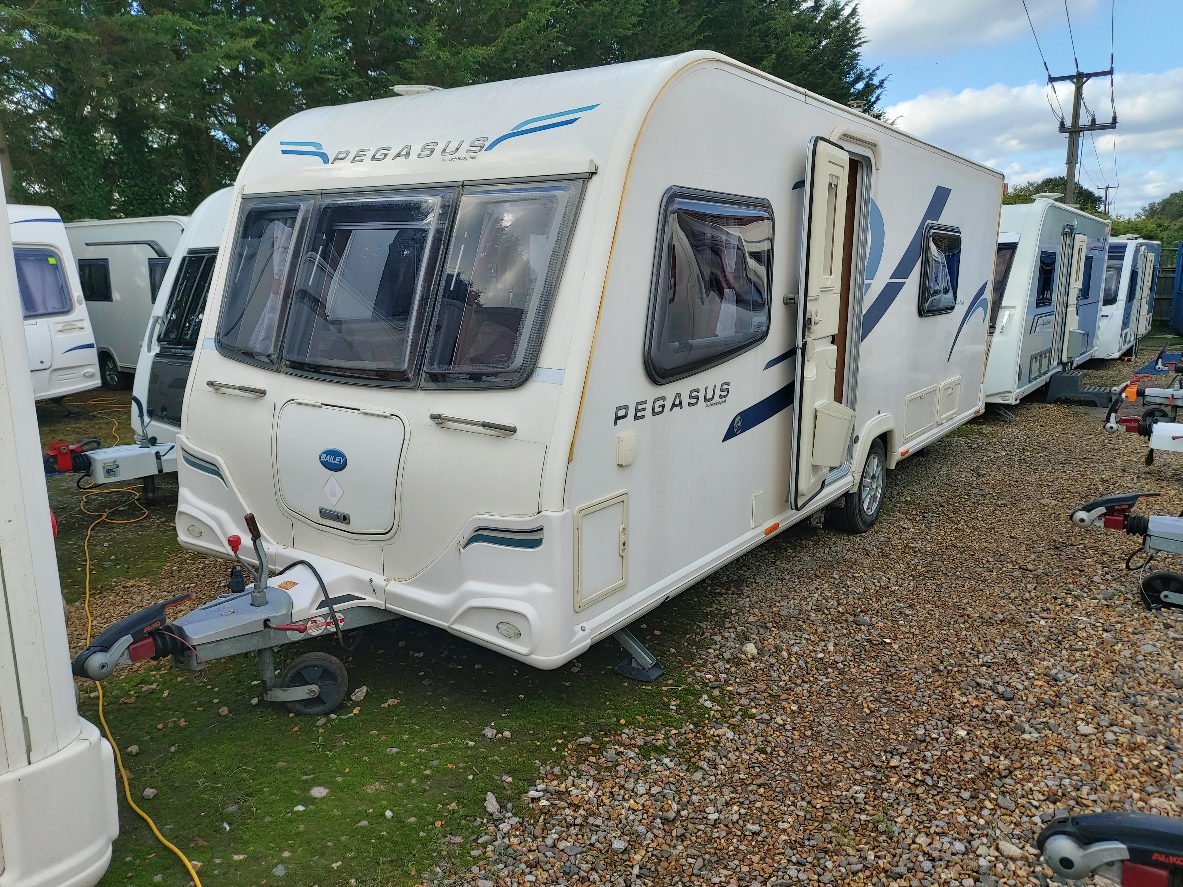 2012 Bailey Pegasus Rimini 4 Berth Fixed Single Beds E/Wroom Caravan Motor Mover