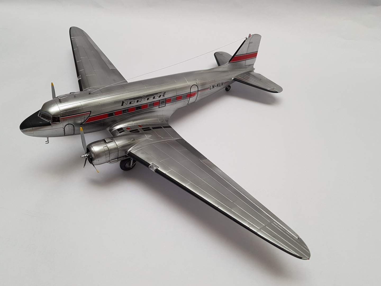 Built as a DC3 in NorFly colours of Norway , LN-KLV. Italeri, 1:72