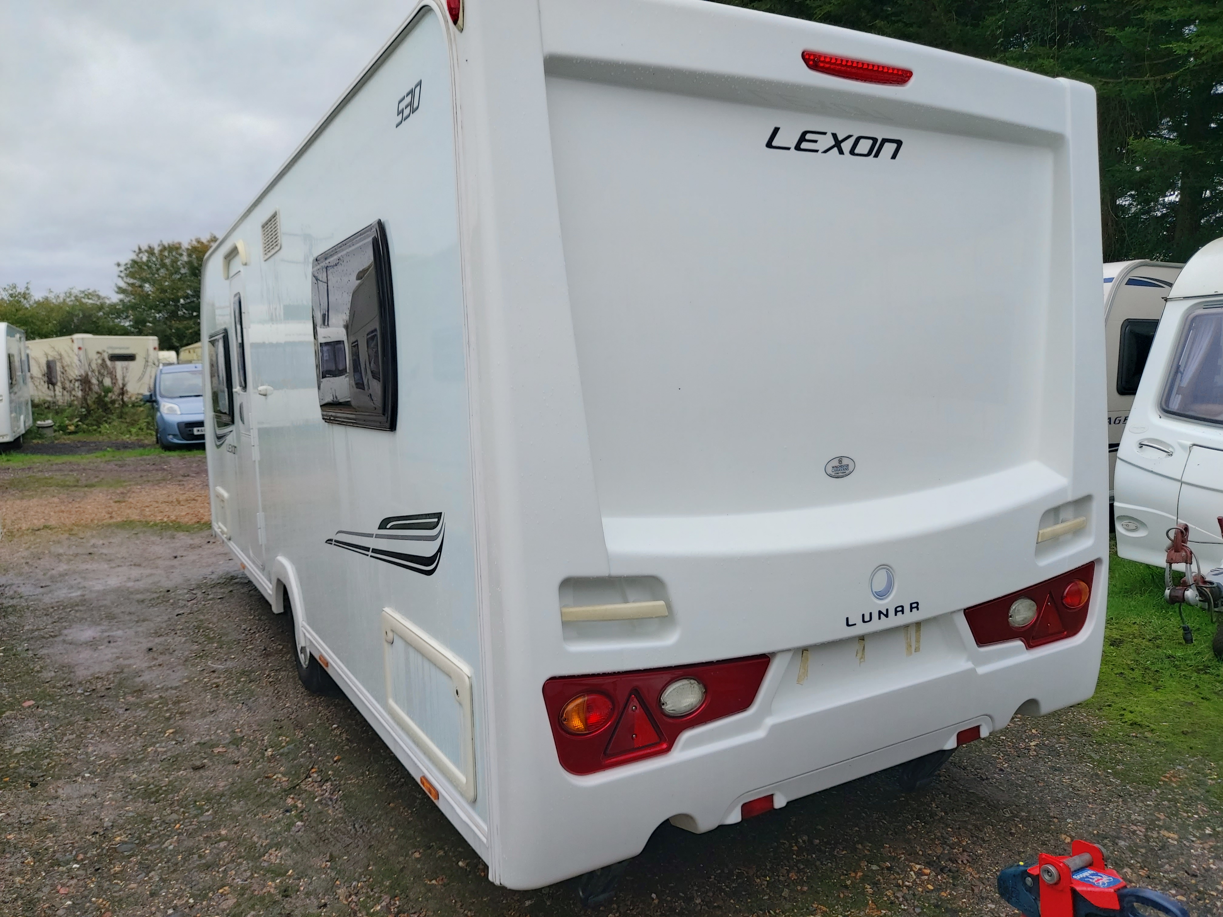 2013 Lunar Lexon 530 4 Berth Fixed Berth Caravan Motor Mover