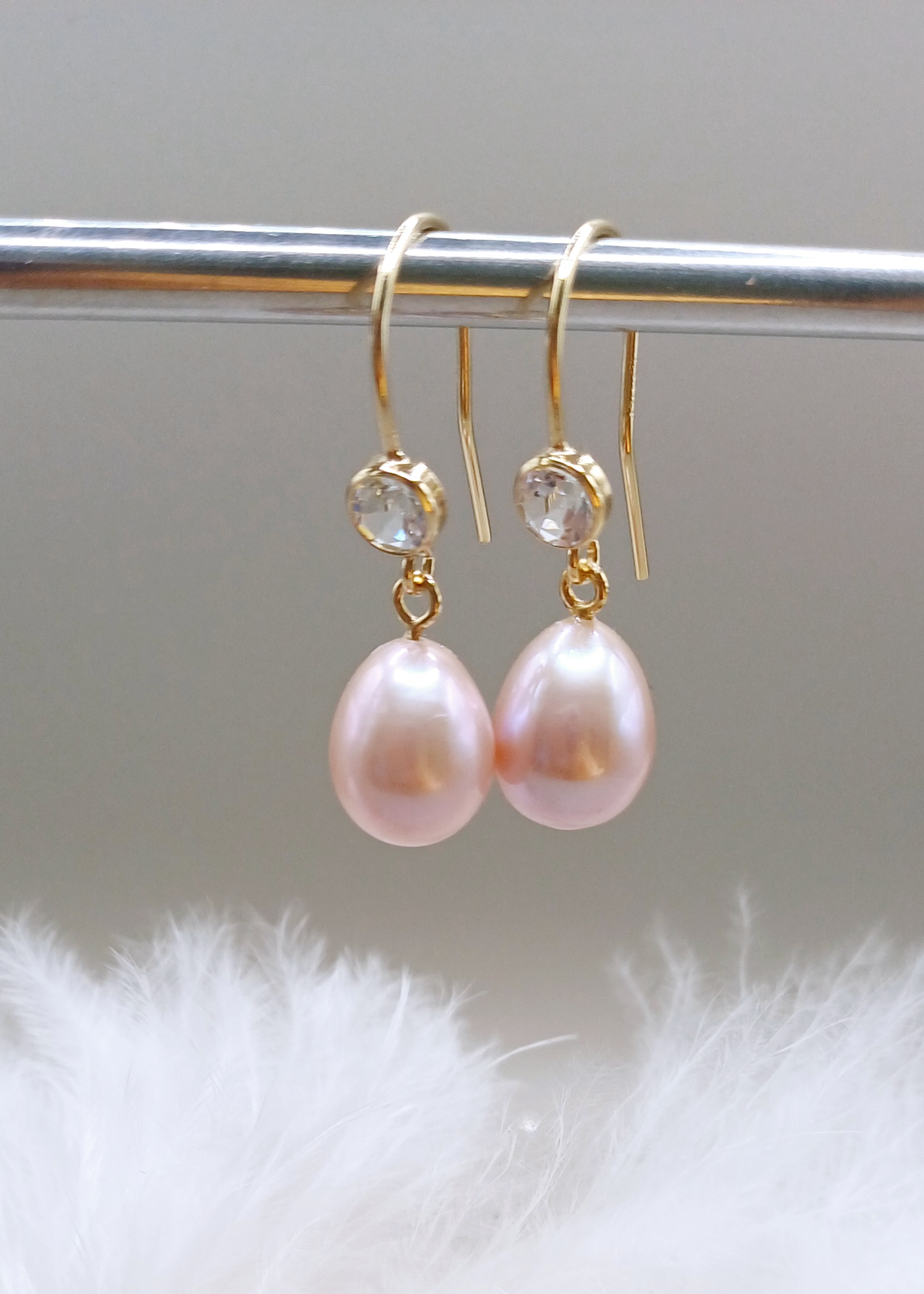 14K Gold Topaz and Pink Pearl Drop Earrings