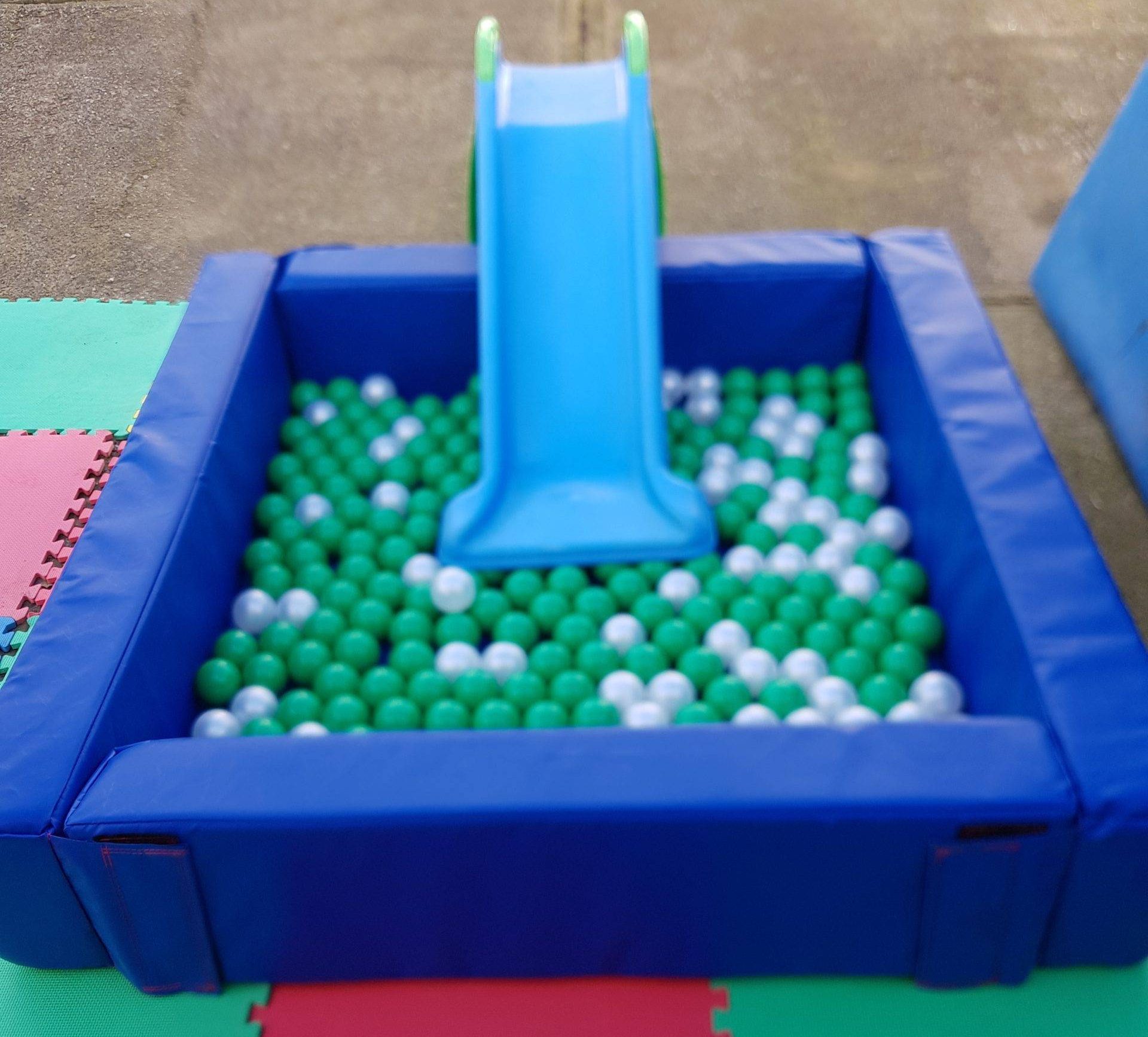 blue ball pool with slide balls
