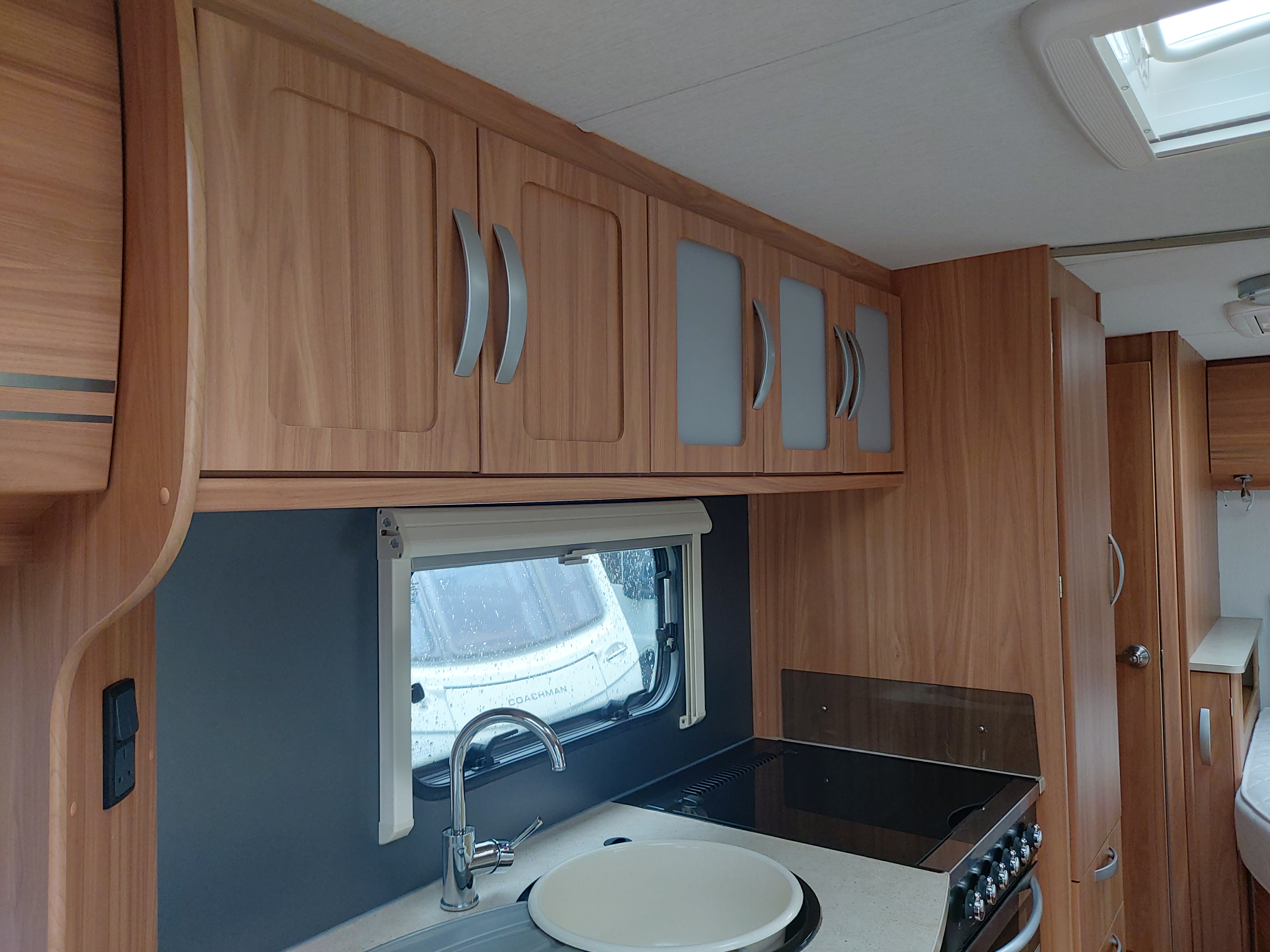 2013 Lunar Lexon 530 4 Berth Fixed Berth Caravan Motor Mover