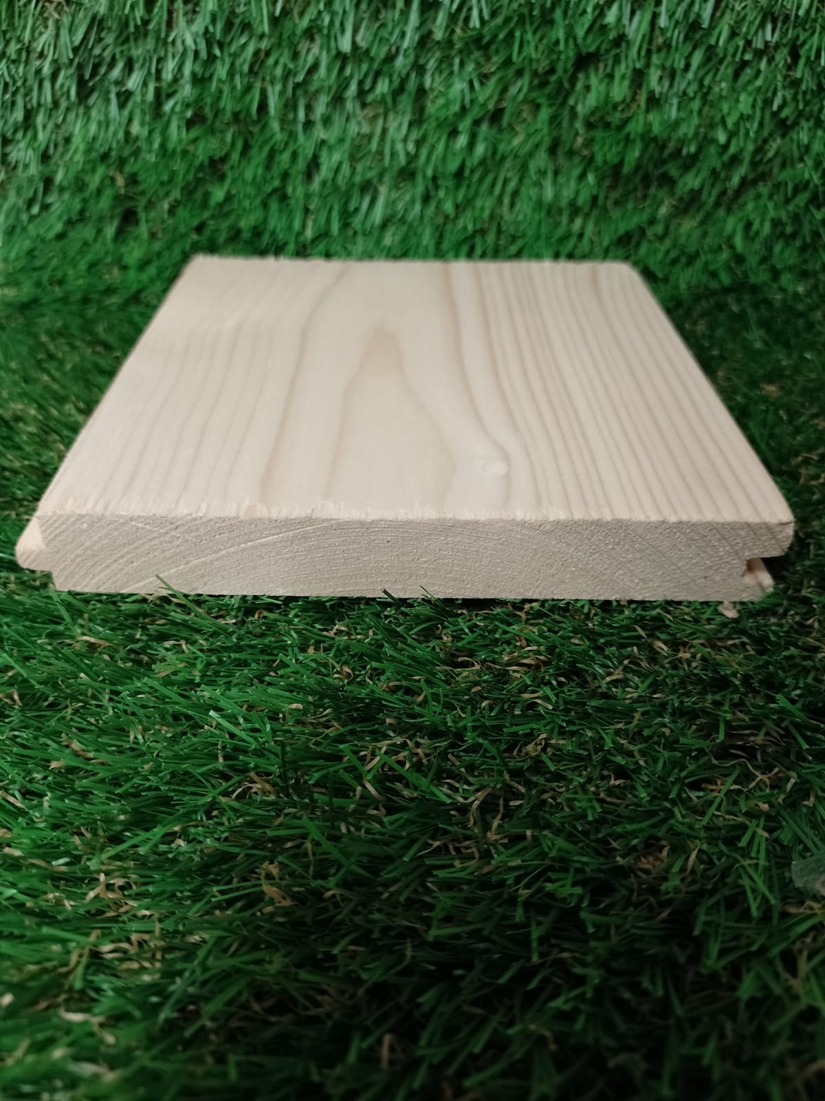 6"  Whitewood Flooring PTG (18mm x 150mm)