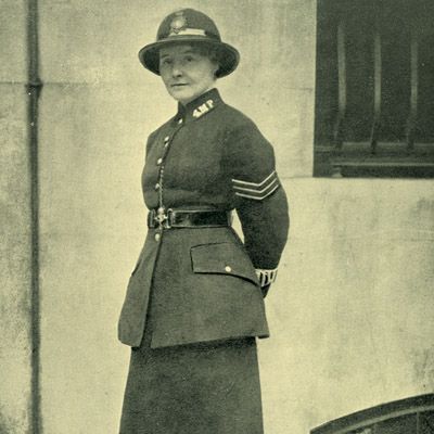 Who were the first female detectives in Britain?