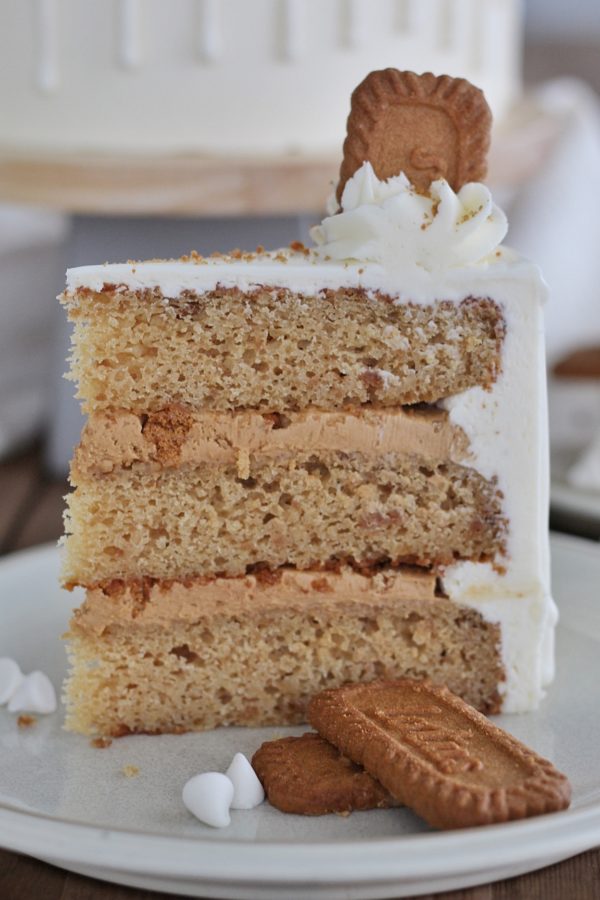 White Chocolate & Biscoff Cake