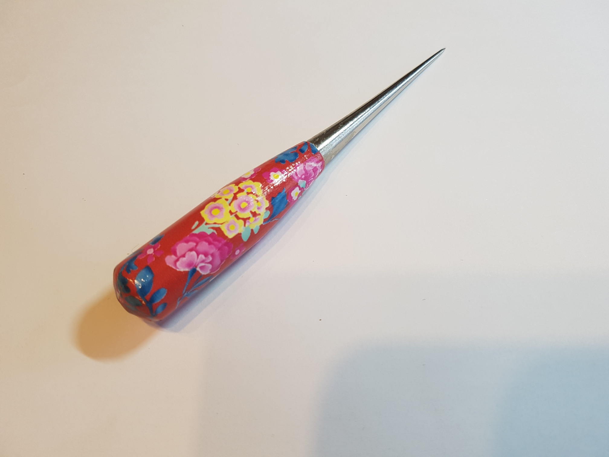 Decorated Felting Tools - Flowers on Red Background