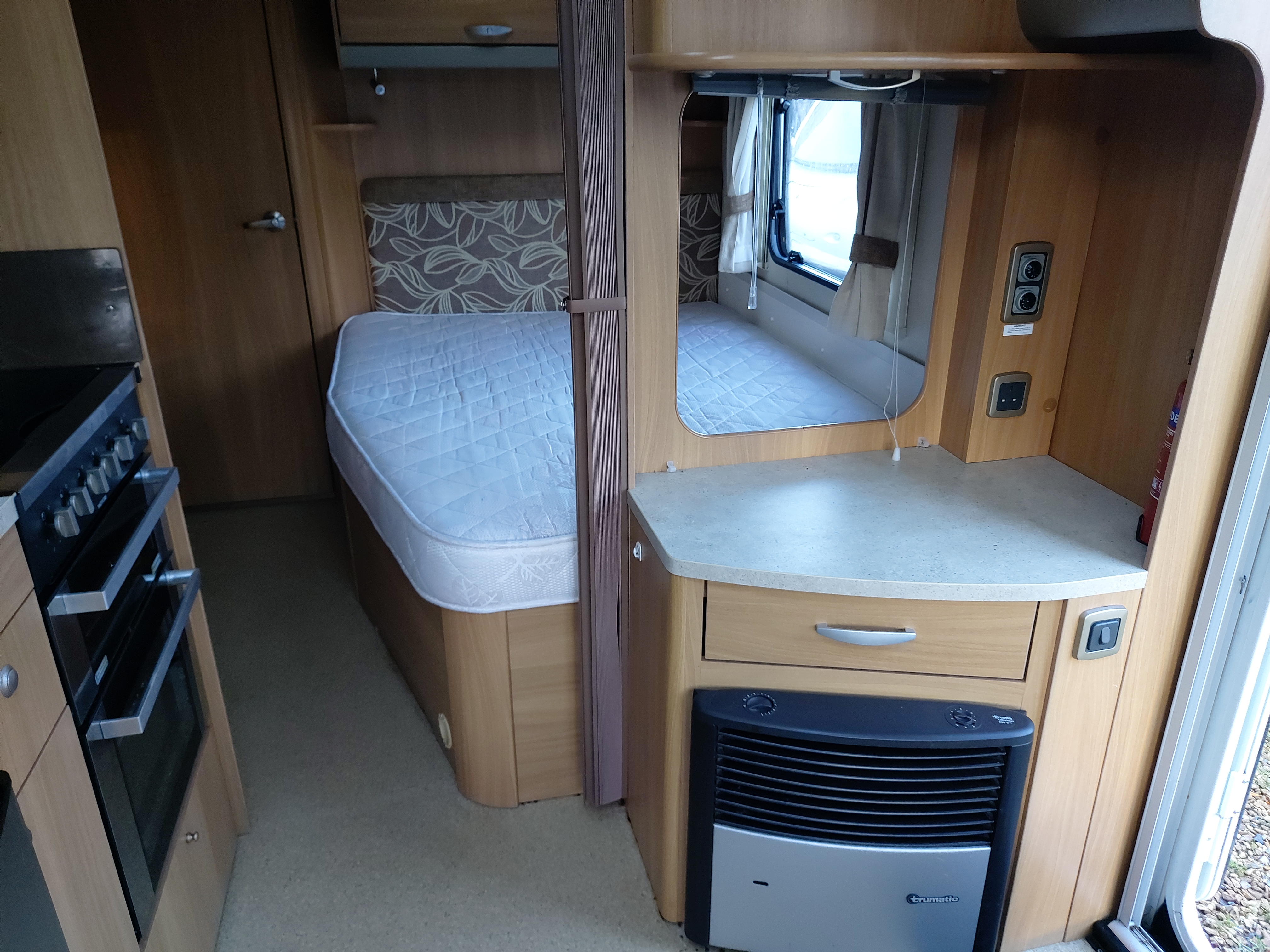 2011 Swift Charisma 550 Fixed Bed End Washroom Caravan Motor Mover