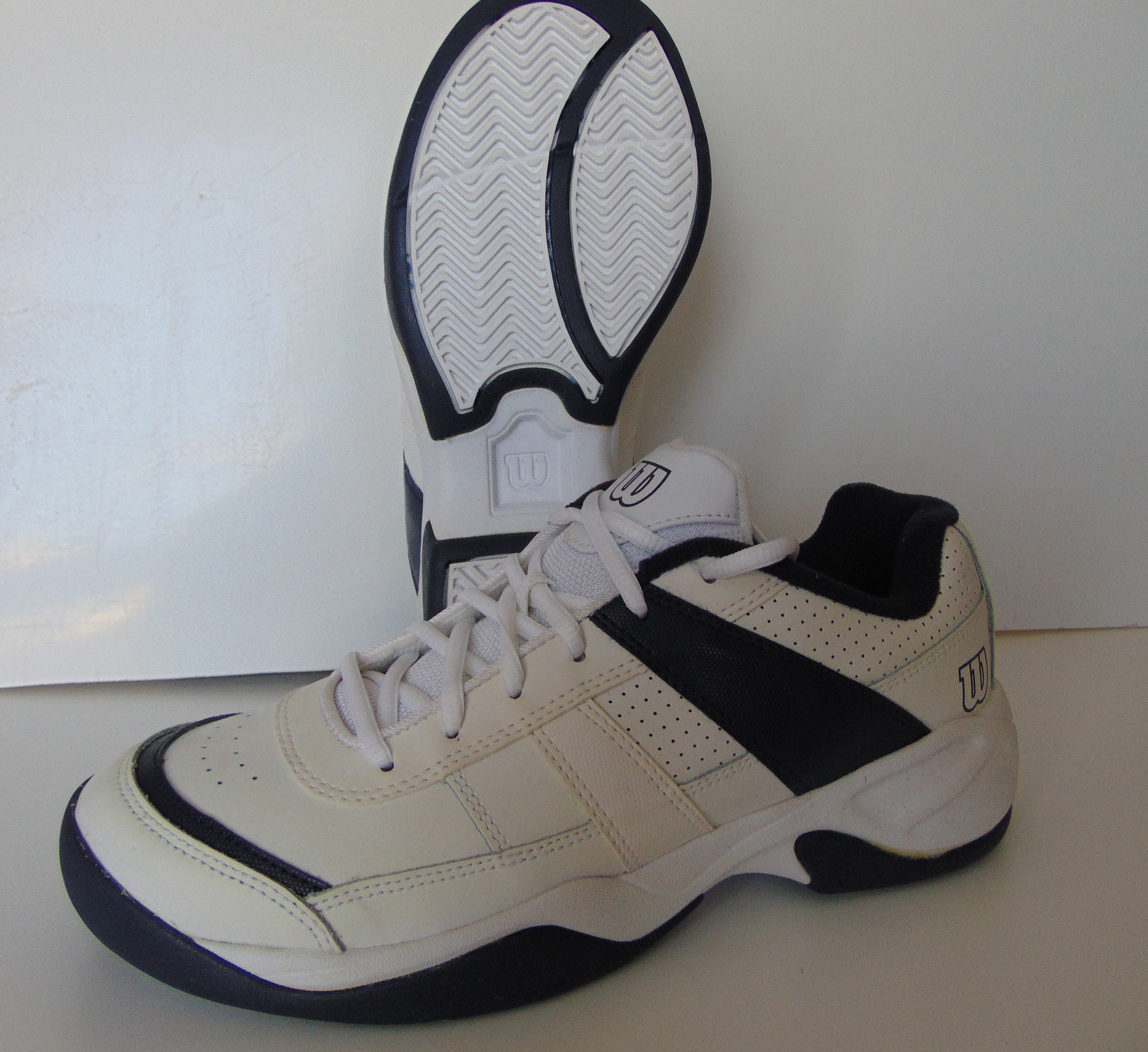 Wilson Pro Staff Court Mens Tennis Shoes SS11 UK 7 EUR 41