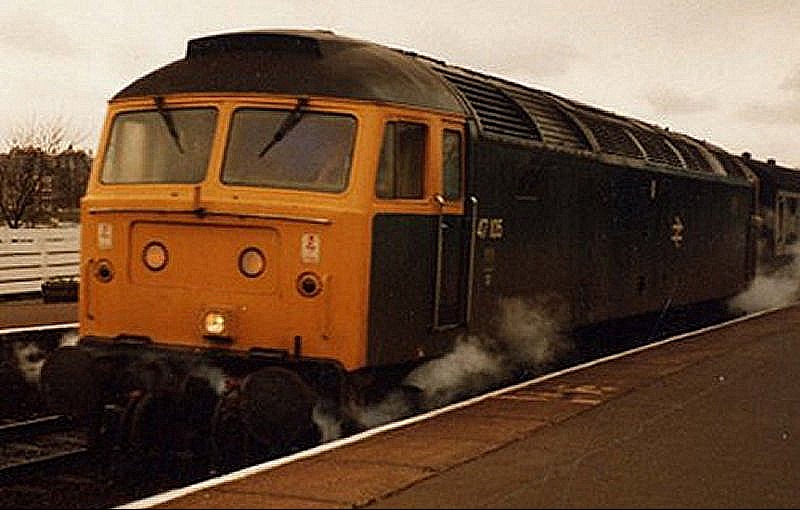 47105 steaming at Kirkcaldy - 2J42 1530 Dundee - Edinburgh - 07/04/86
(Tony Green)